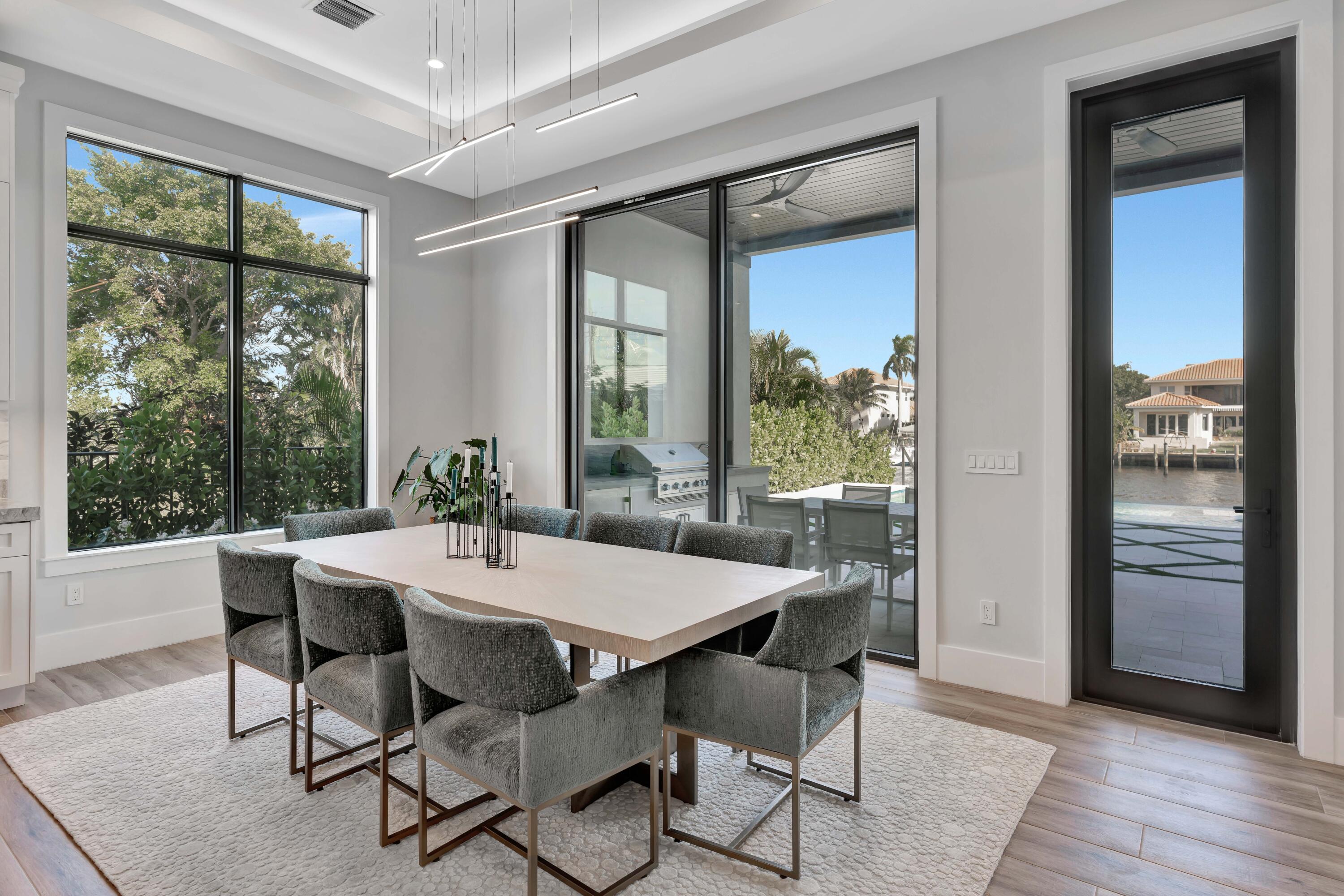 NORTH PALM BEACH VILLAGE OF 6 - Residential