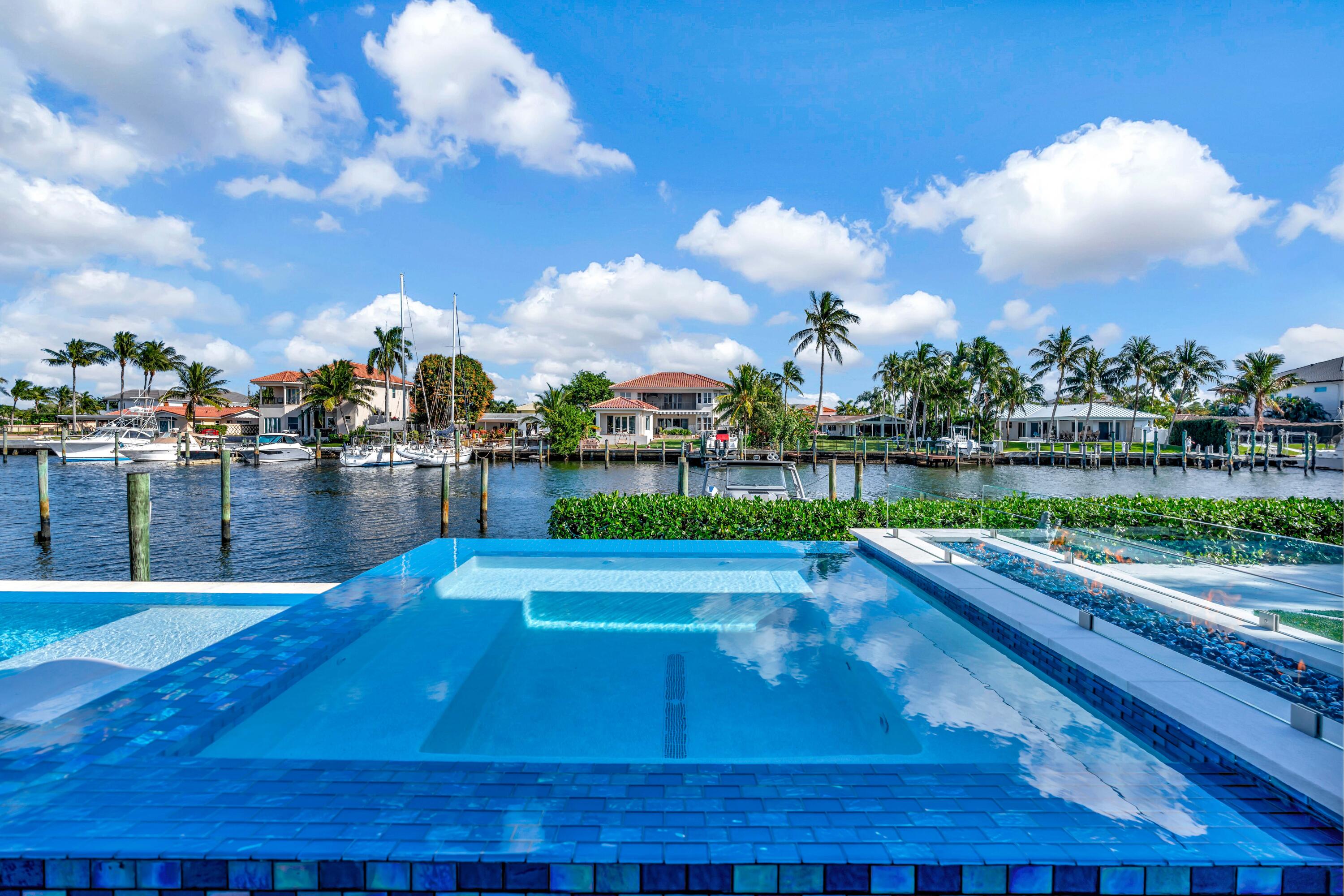 NORTH PALM BEACH VILLAGE OF 6 - Residential