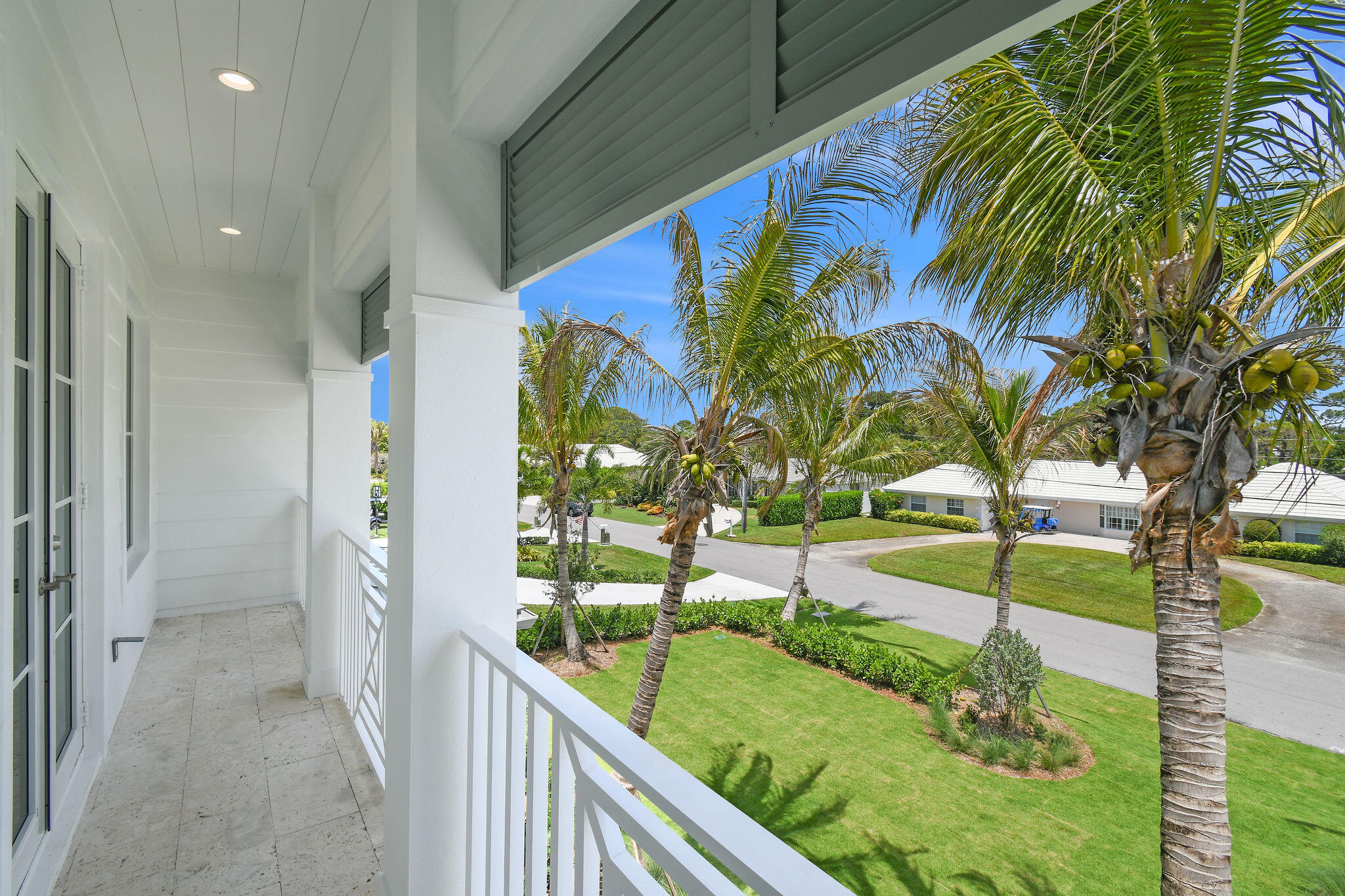 Tequesta Country Club - Residential