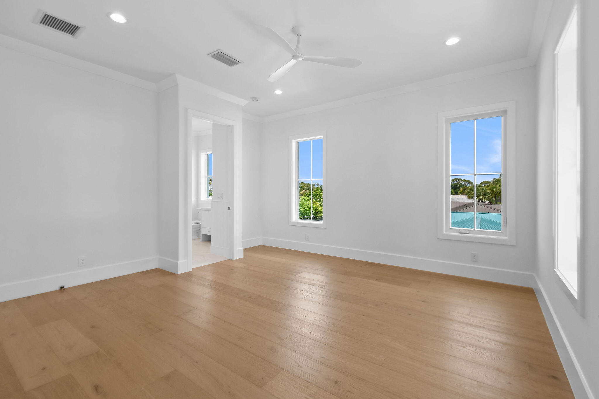 Tequesta Country Club - Residential
