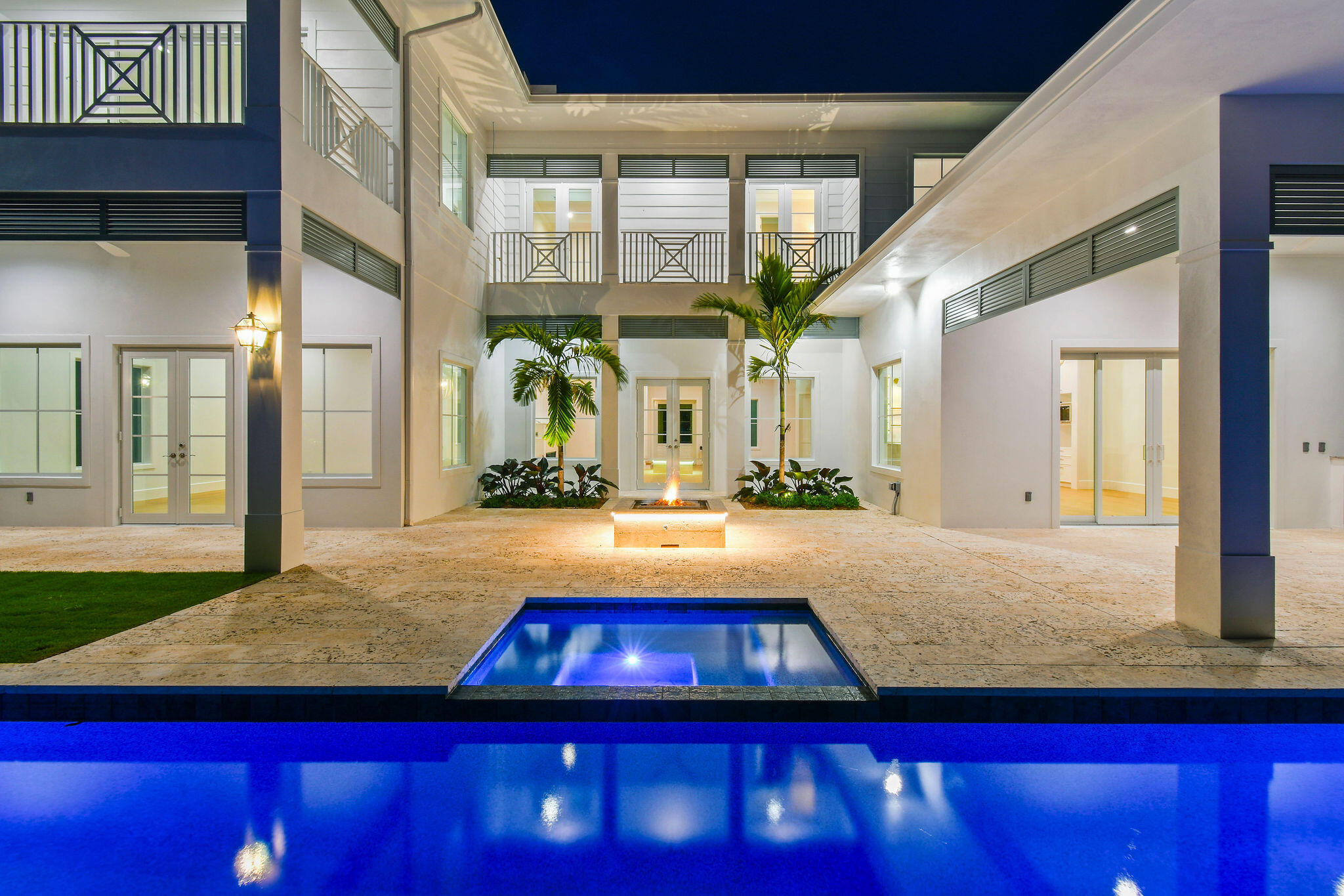 Tequesta Country Club - Residential