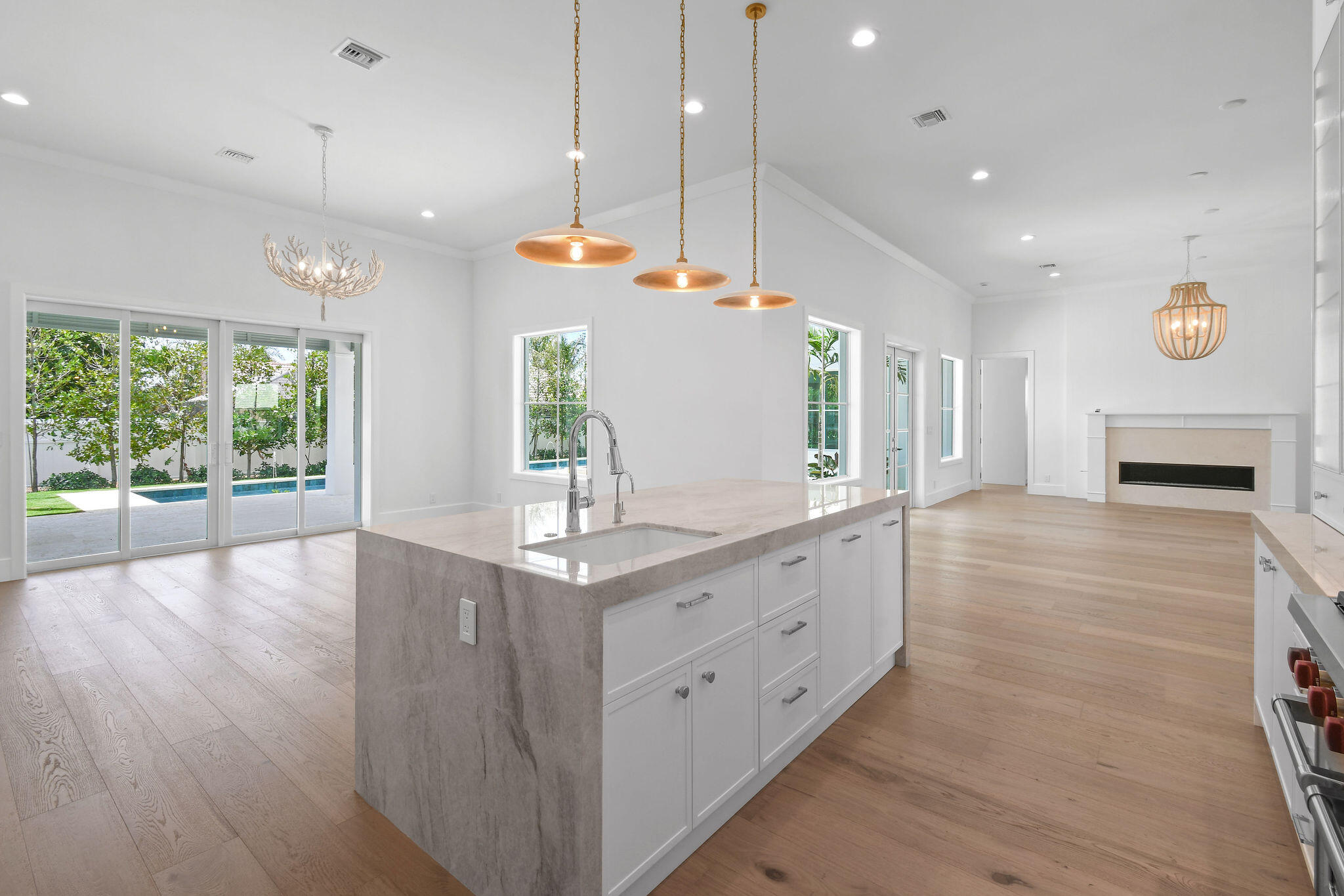 Tequesta Country Club - Residential