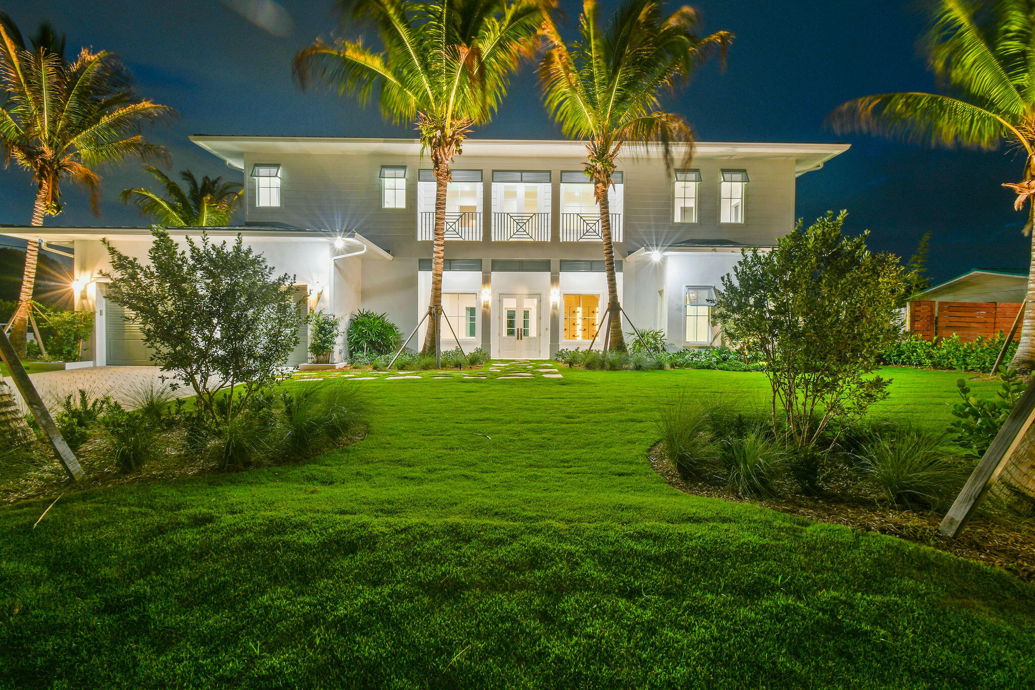 Tequesta Country Club - Residential