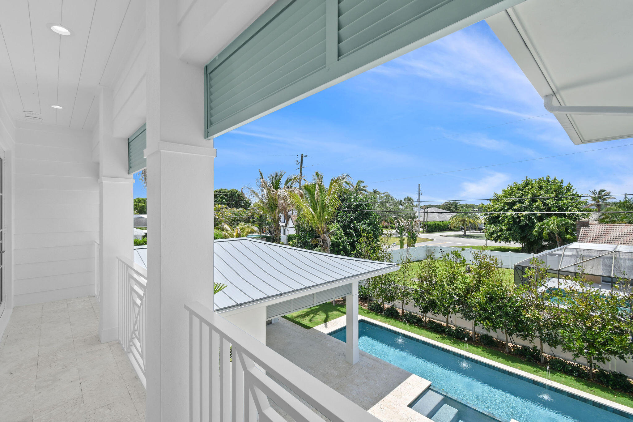 Tequesta Country Club - Residential