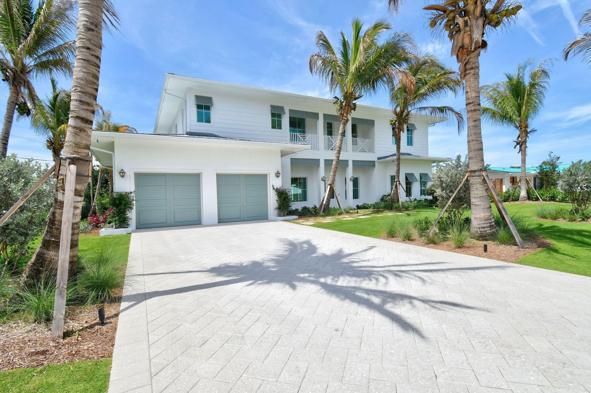 Tequesta Country Club - Residential