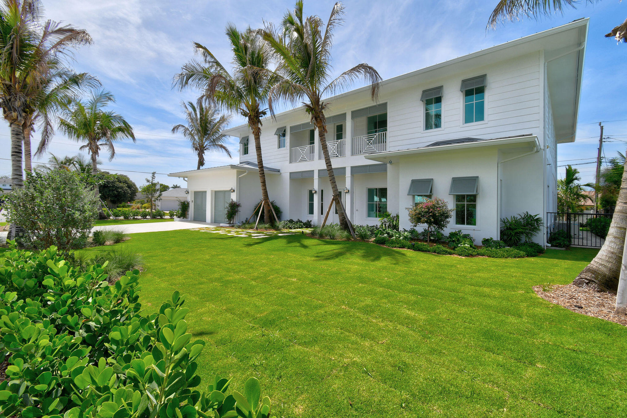 Tequesta Country Club - Residential