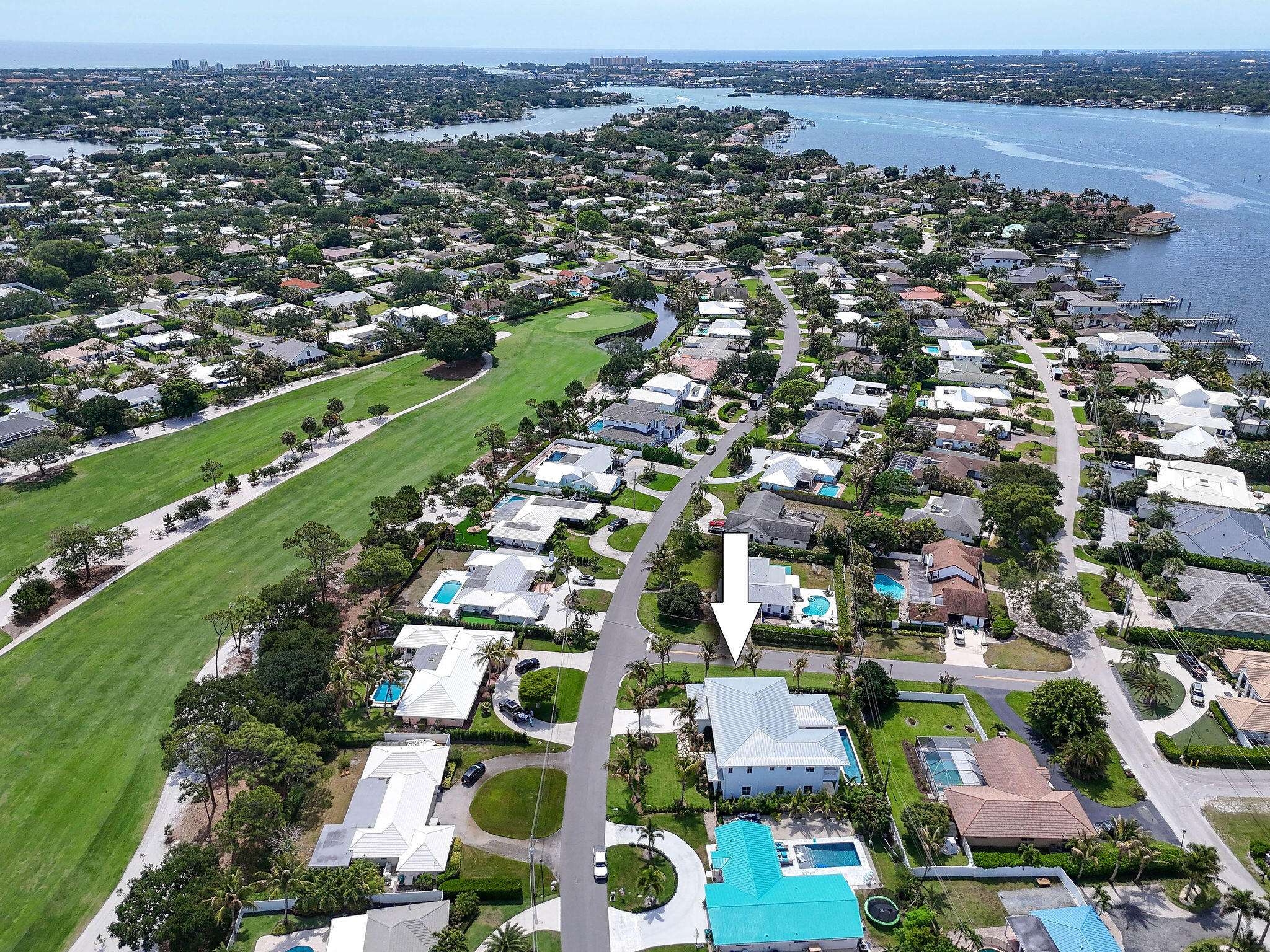 Tequesta Country Club - Residential