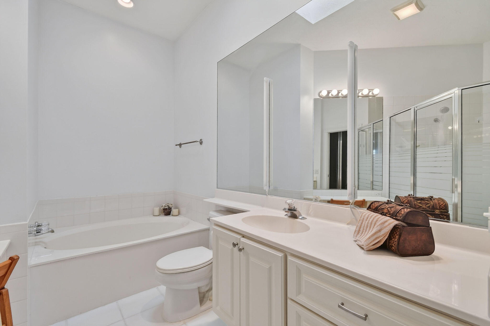DOUBLE TREE - Residential