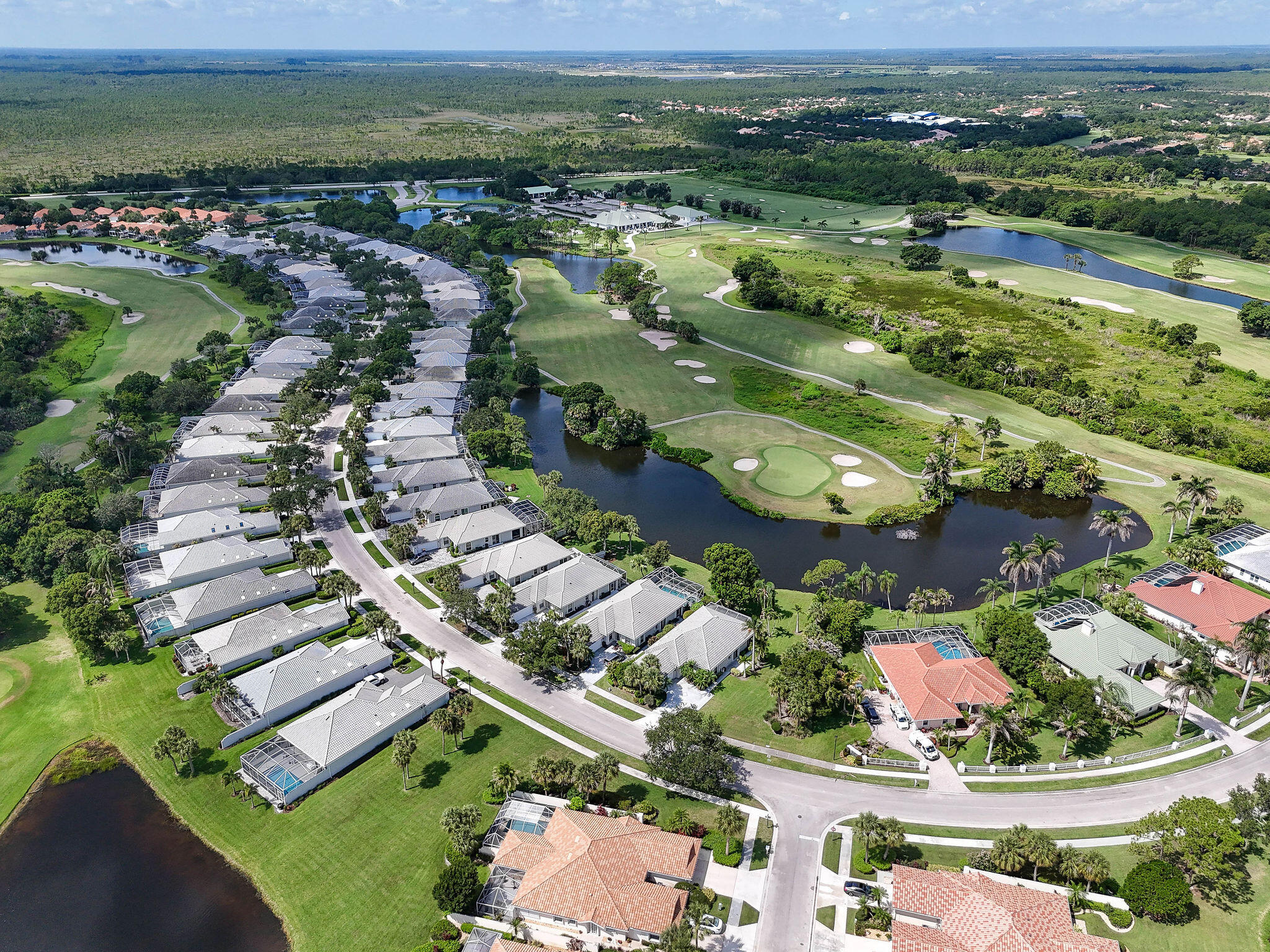 DOUBLE TREE - Residential