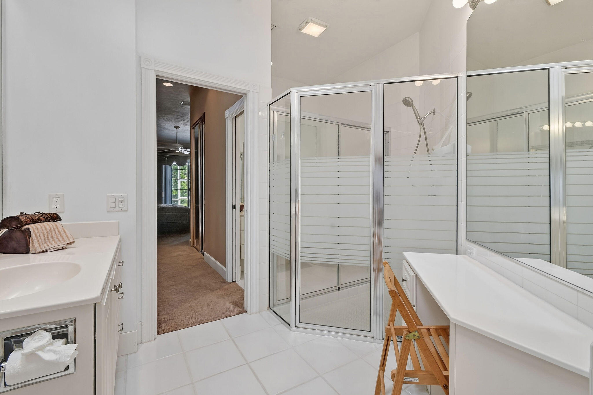 DOUBLE TREE - Residential