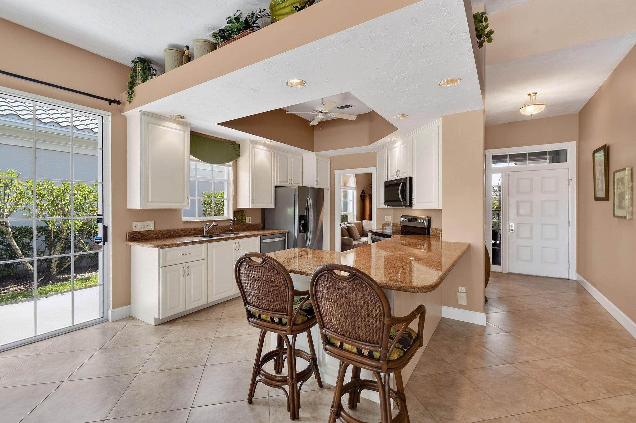 DOUBLE TREE - Residential