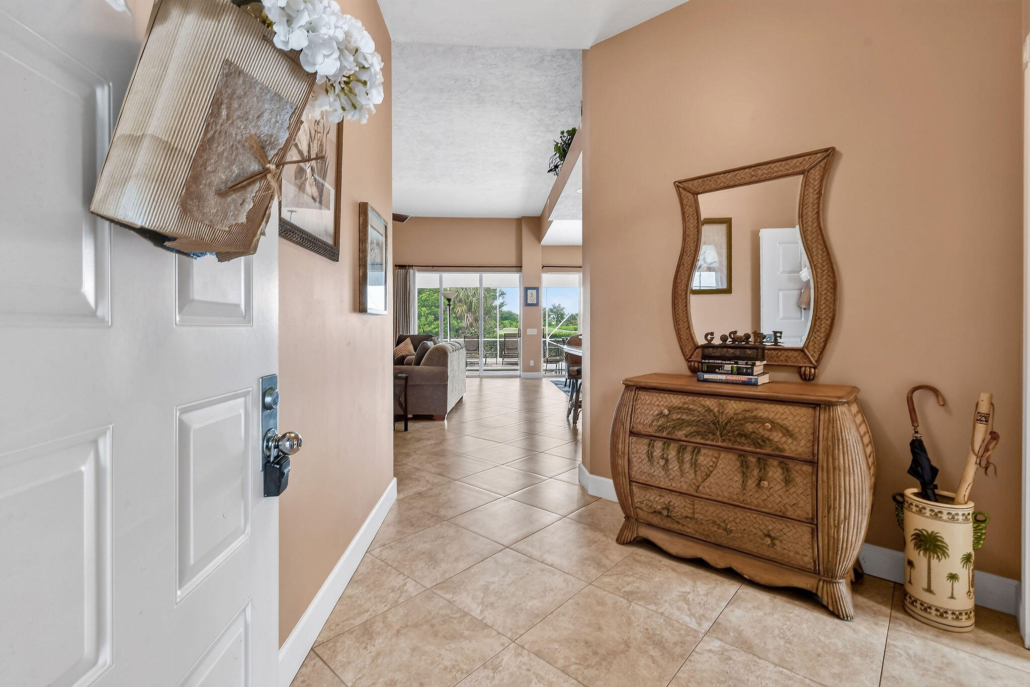DOUBLE TREE - Residential