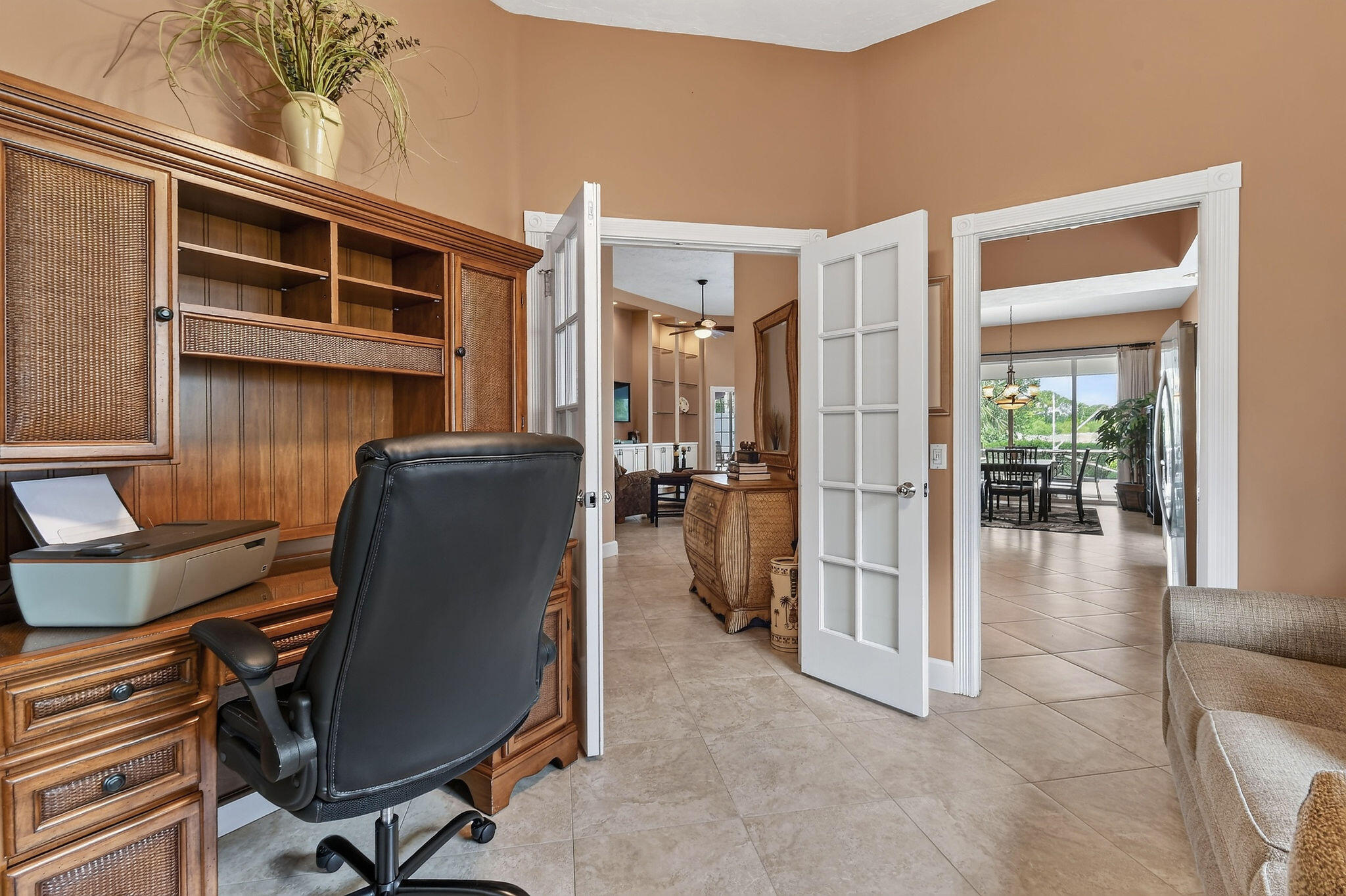 DOUBLE TREE - Residential
