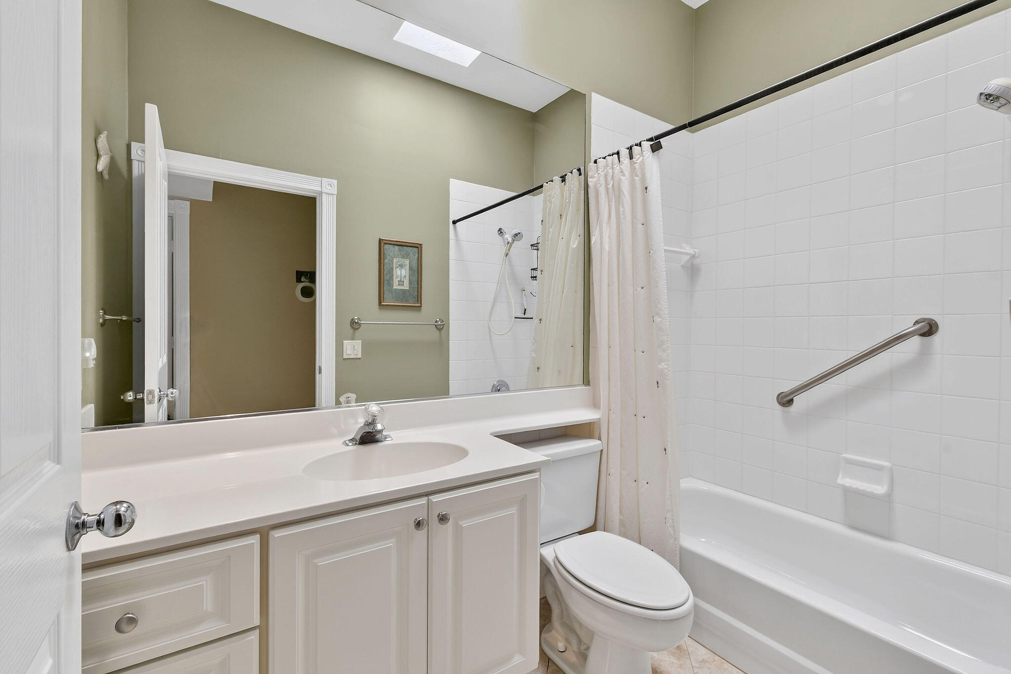 DOUBLE TREE - Residential