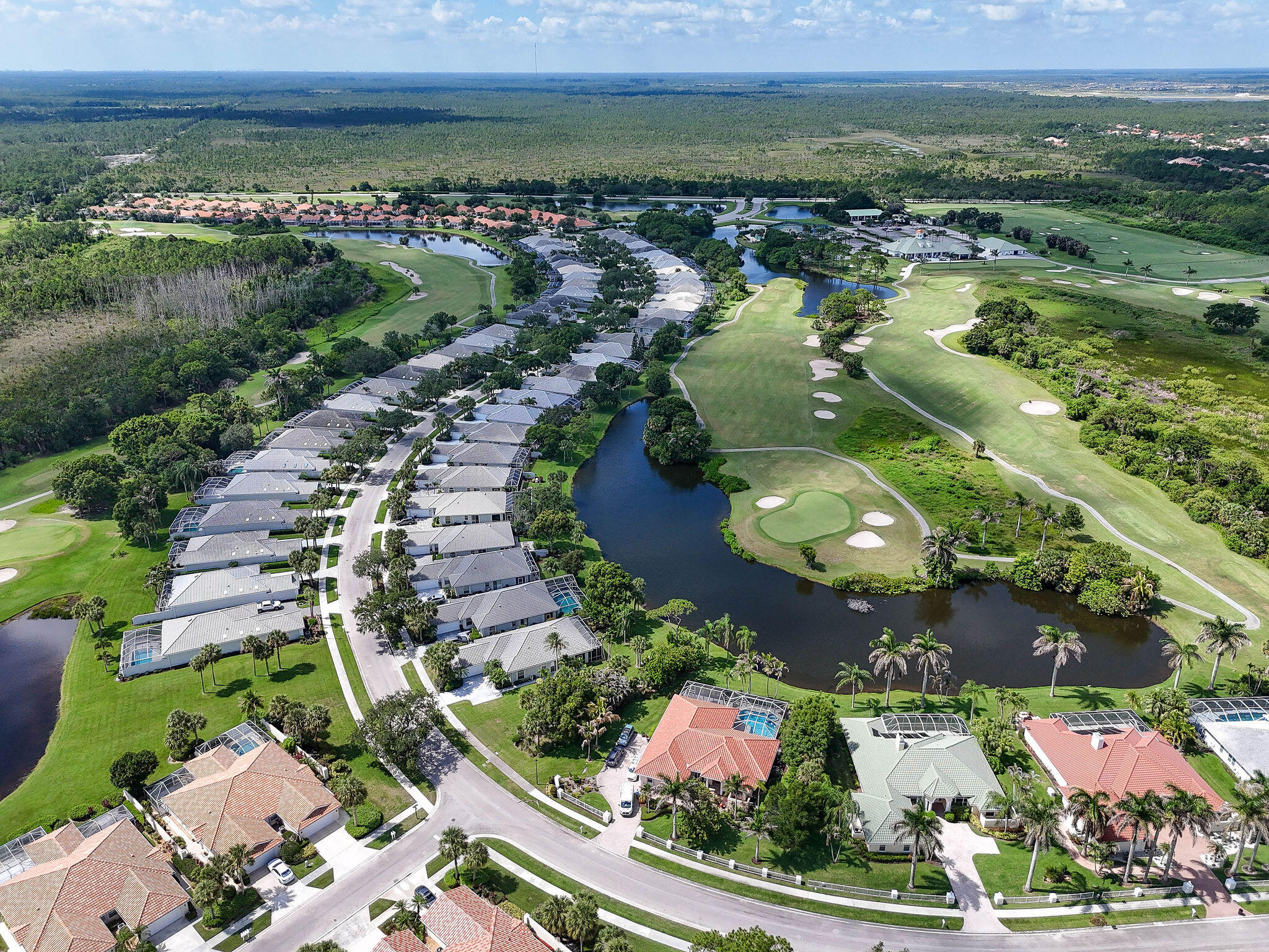 DOUBLE TREE - Residential