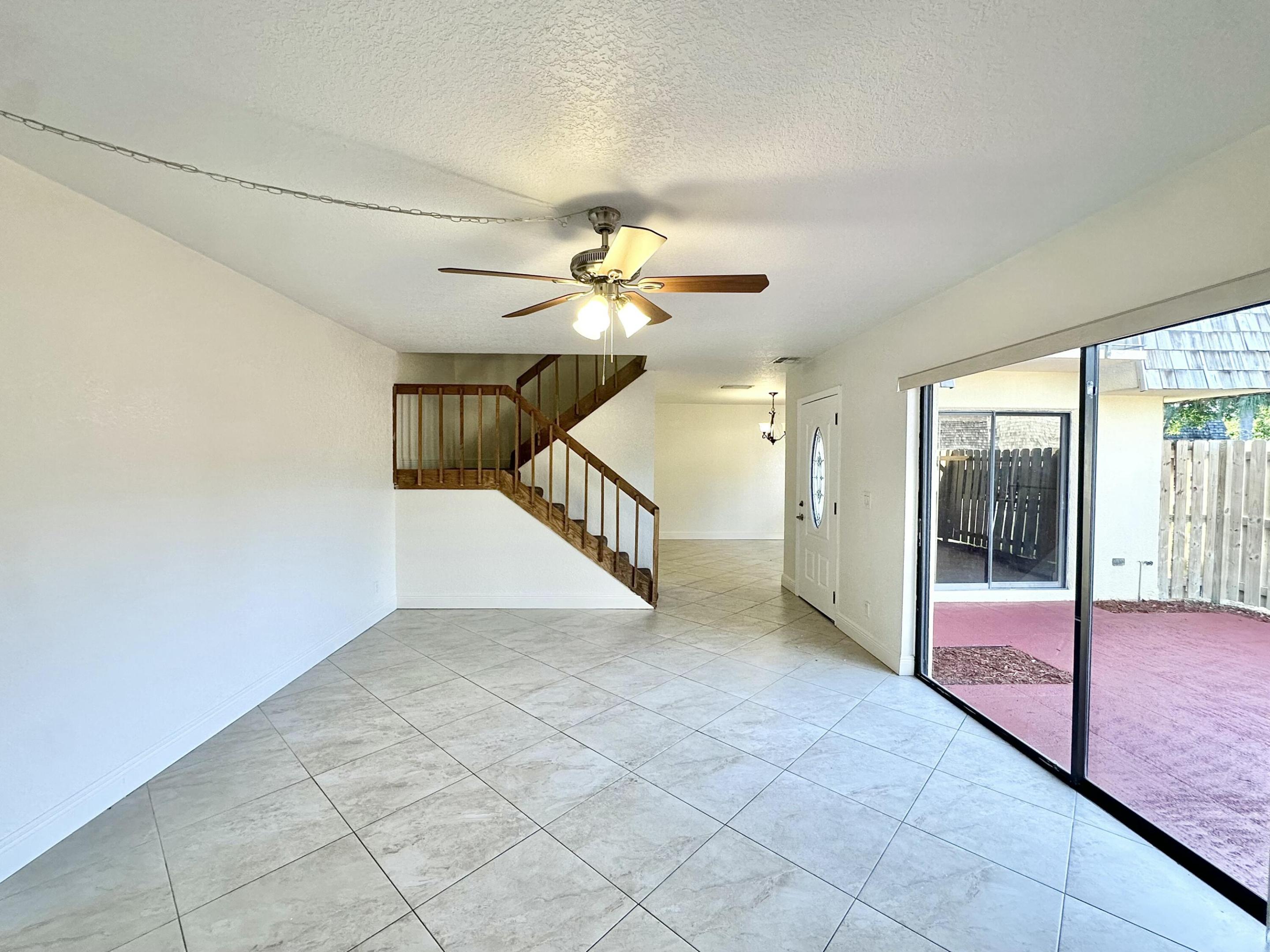 LAKEWOOD OF PALM SPRINGS - Residential