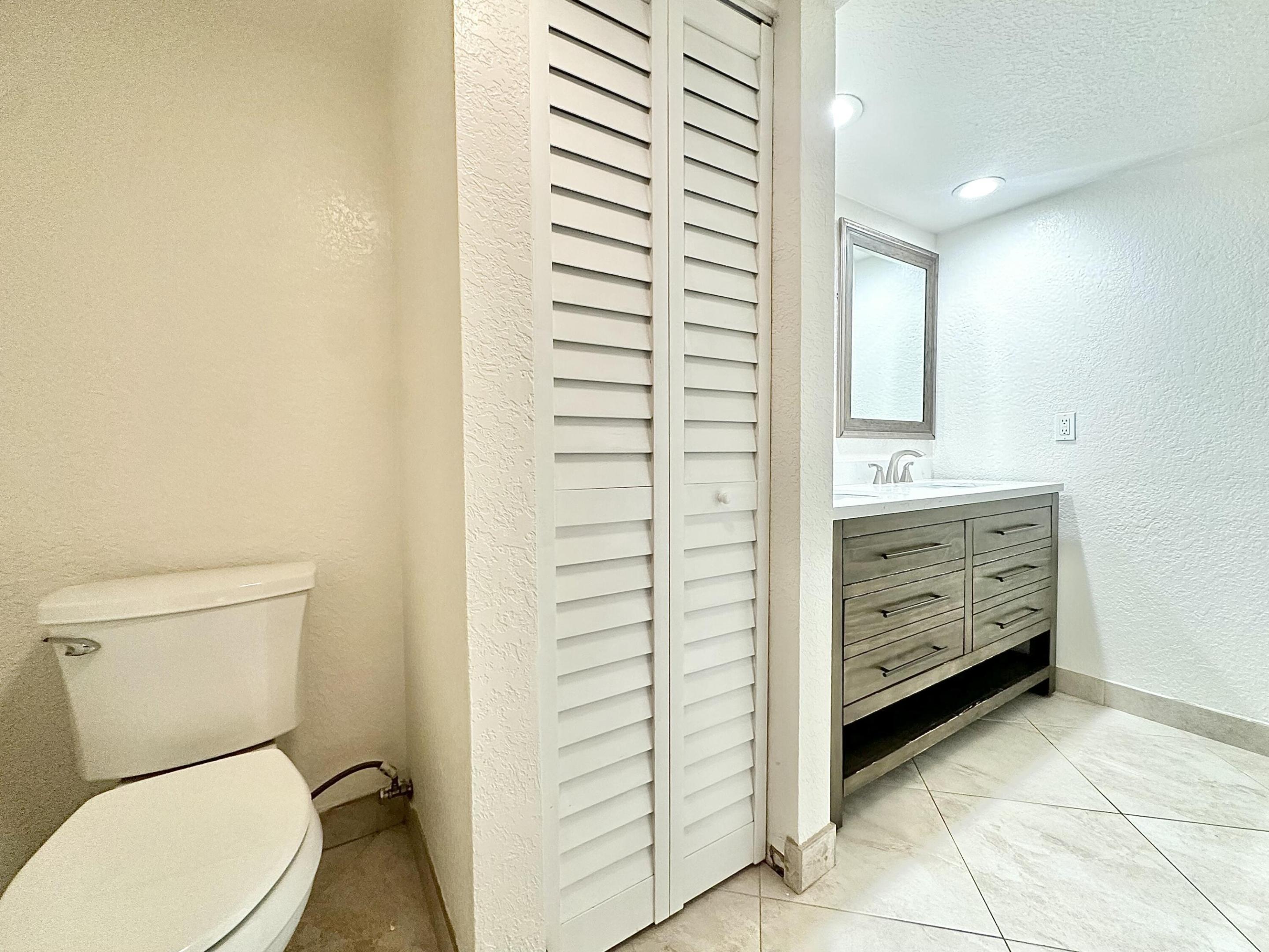 LAKEWOOD OF PALM SPRINGS - Residential