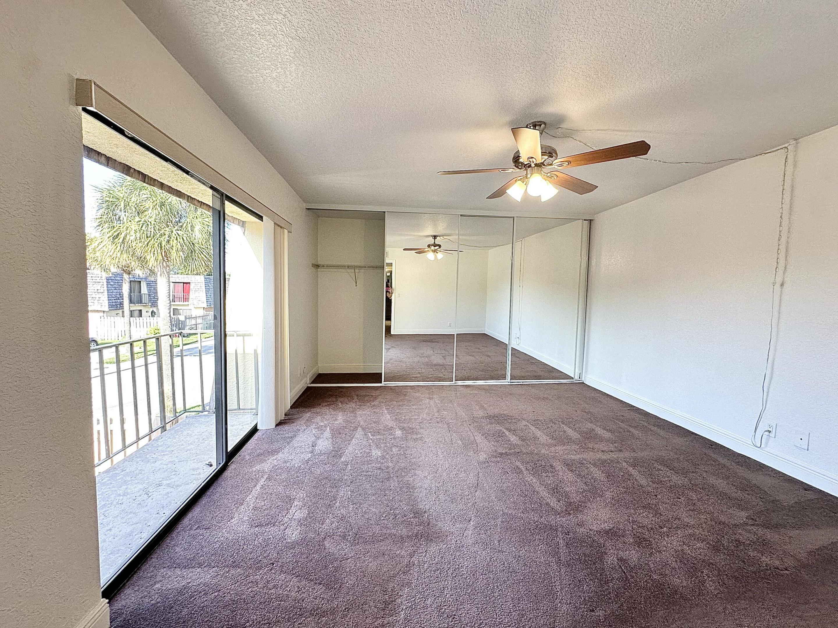 LAKEWOOD OF PALM SPRINGS - Residential