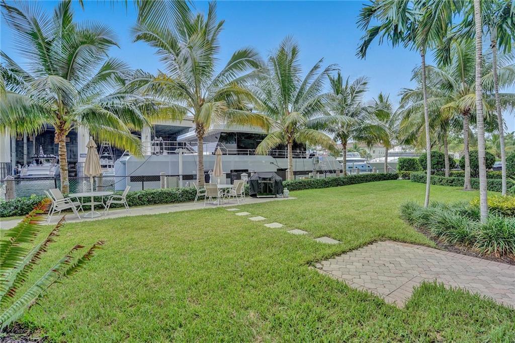 Plaza 15 - Residential