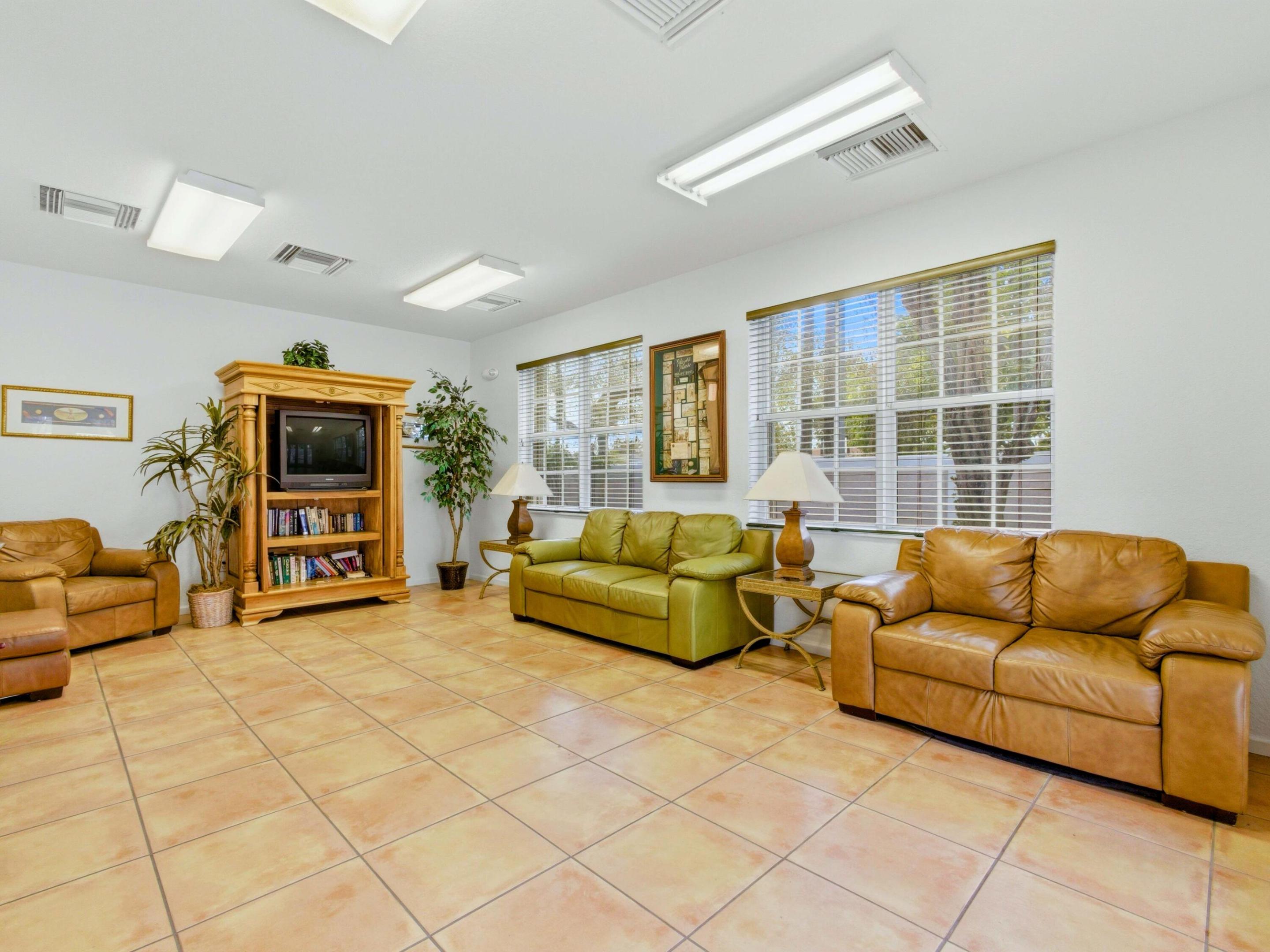 REGENCY HOMES AT SUNRISE - Residential