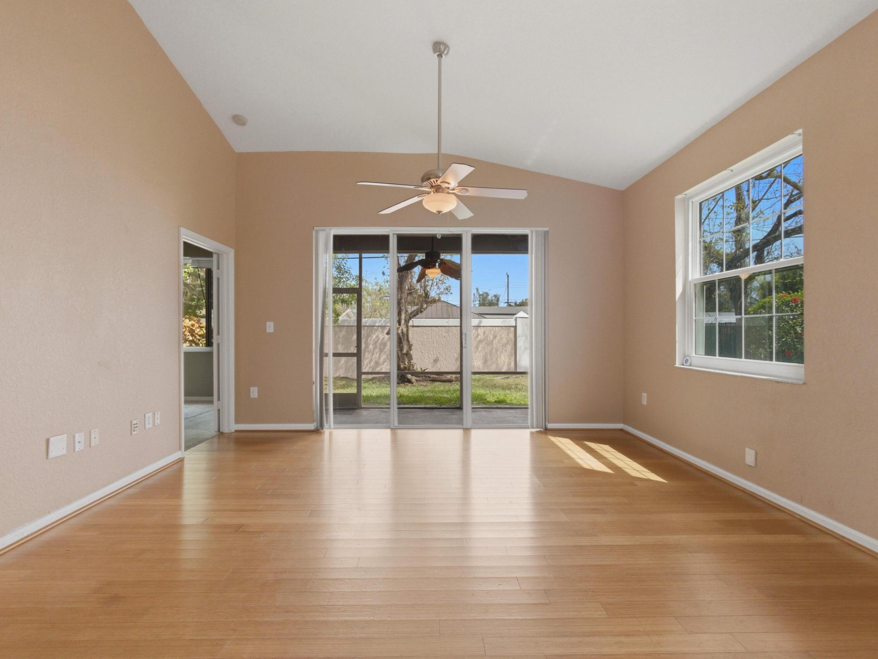 REGENCY HOMES AT SUNRISE - Residential