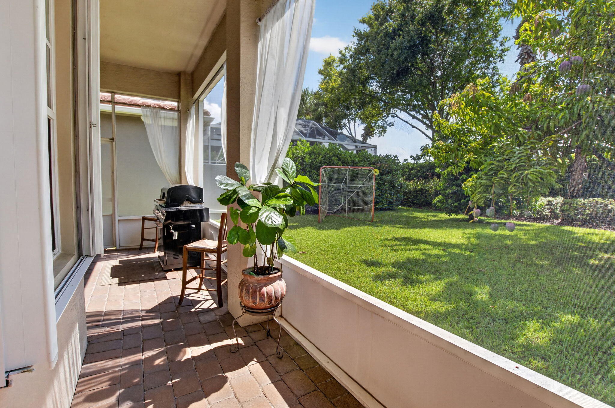 COUNTRYSIDE MEADOWS - Residential