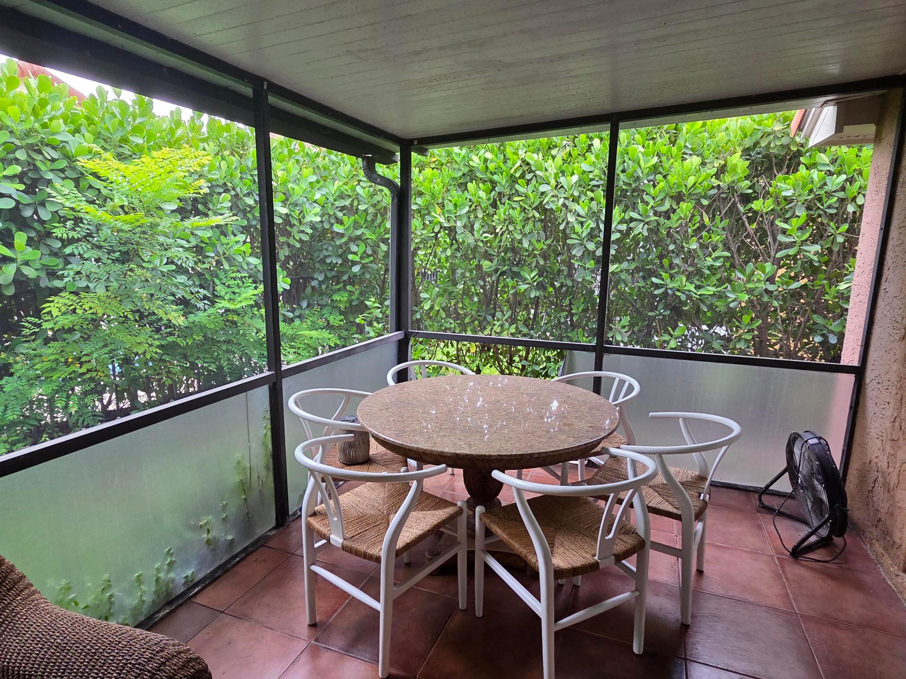 VILLAGES OF HILLSBORO SEC 2 - Residential Lease