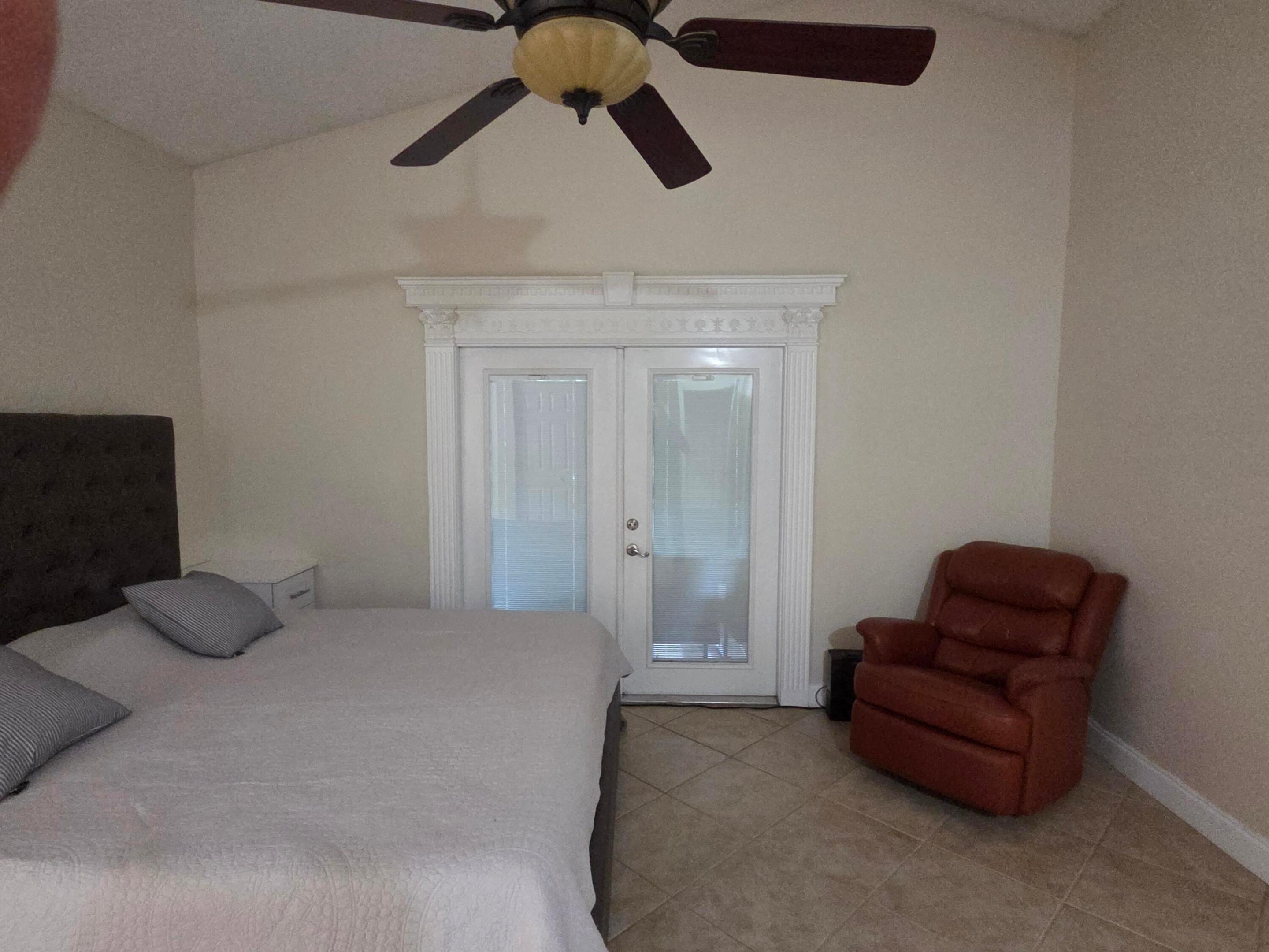 VILLAGES OF HILLSBORO SEC 2 - Residential Lease