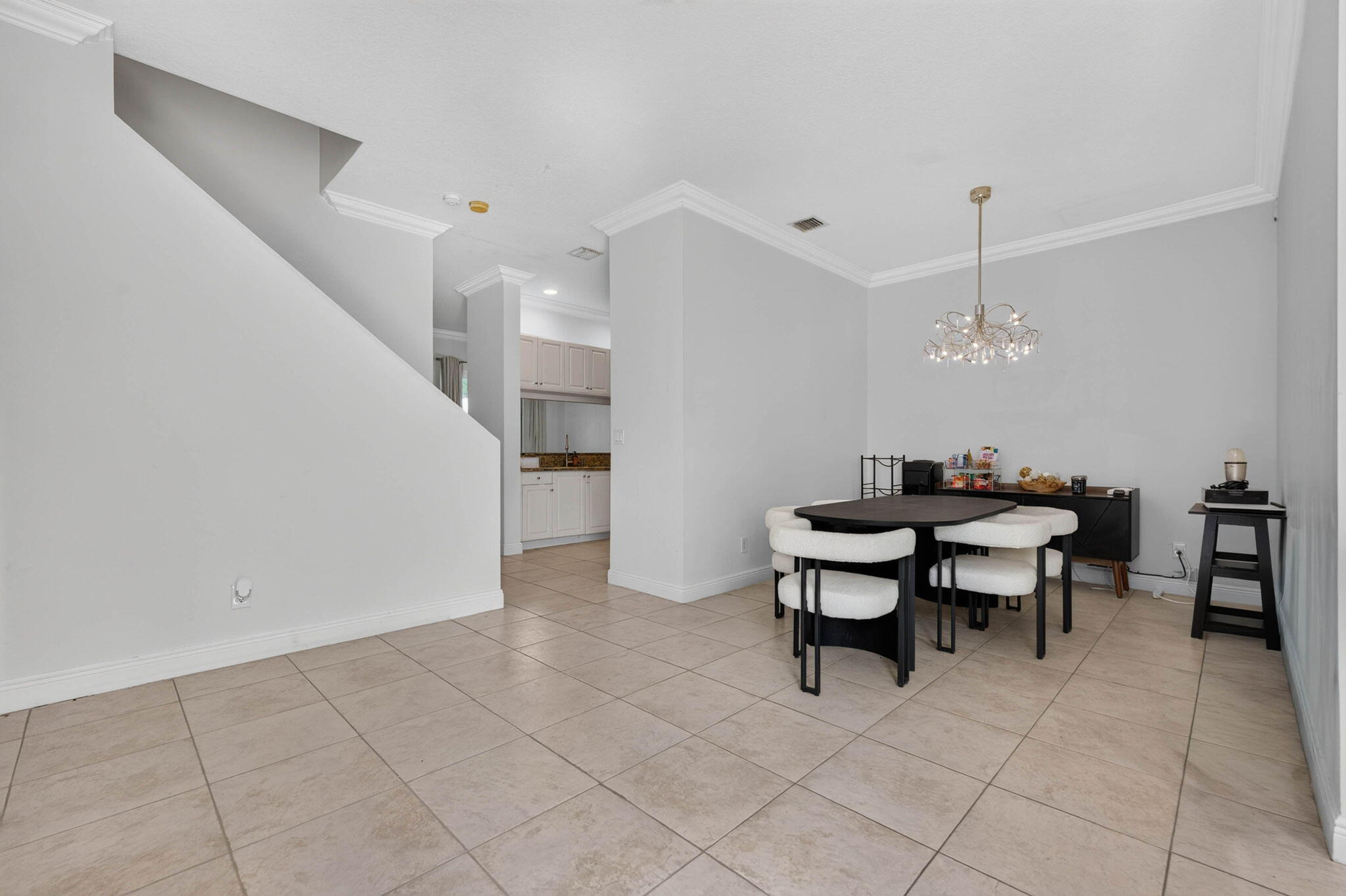 ROLLING HILLS GOLF & TENNIS CLUB - Residential