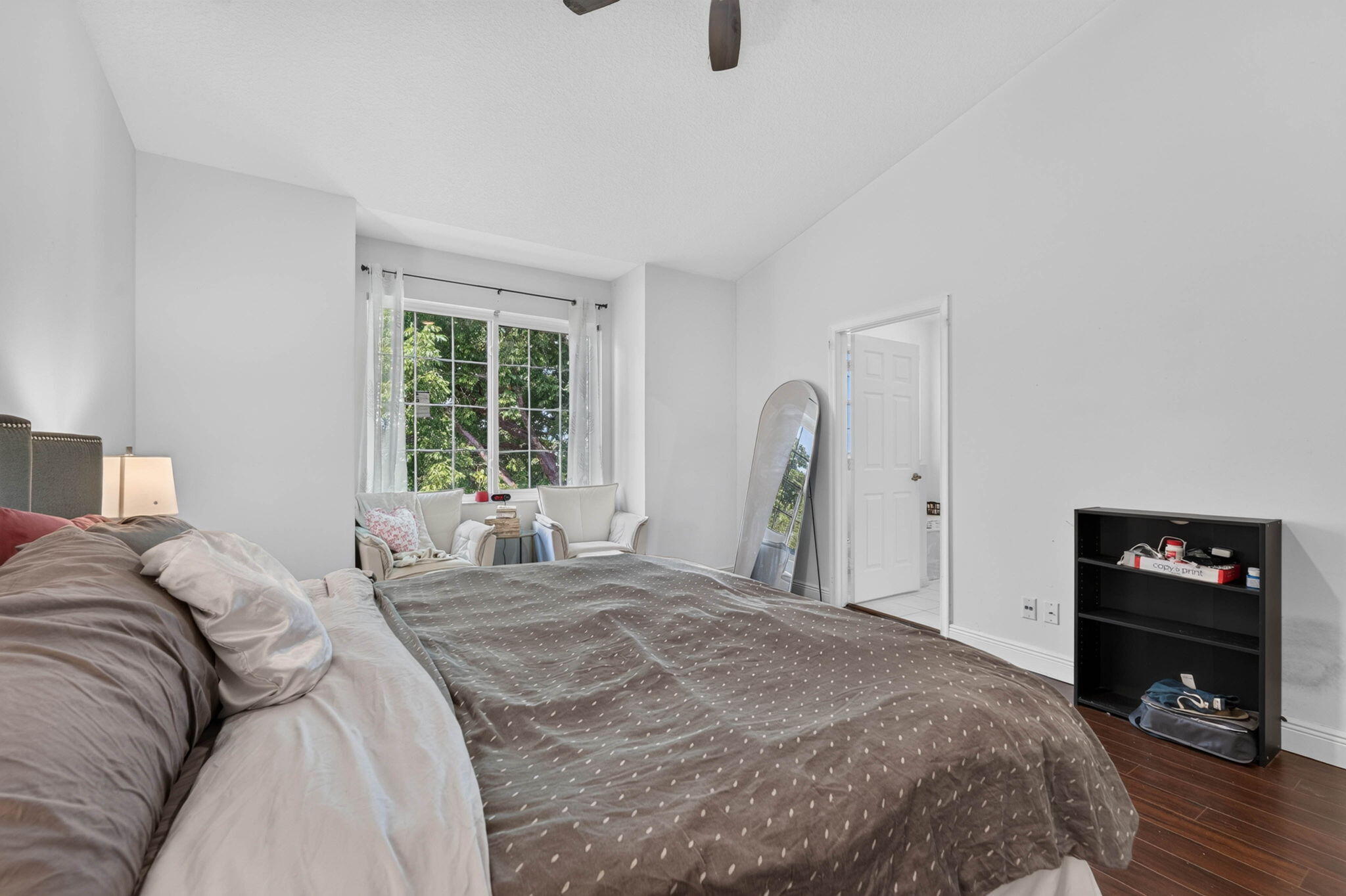 ROLLING HILLS GOLF & TENNIS CLUB - Residential