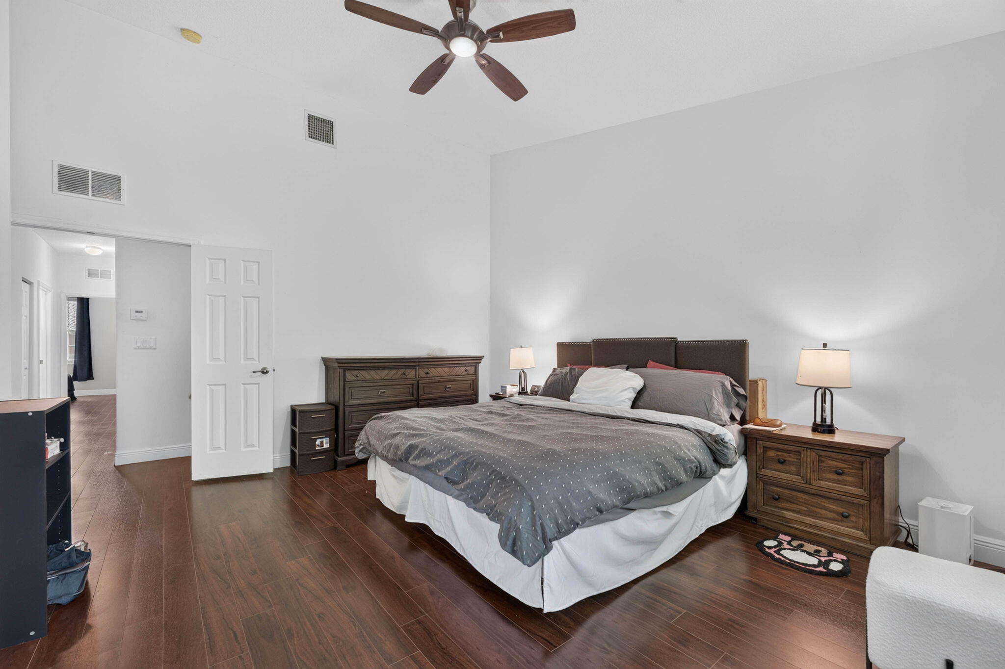 ROLLING HILLS GOLF & TENNIS CLUB - Residential