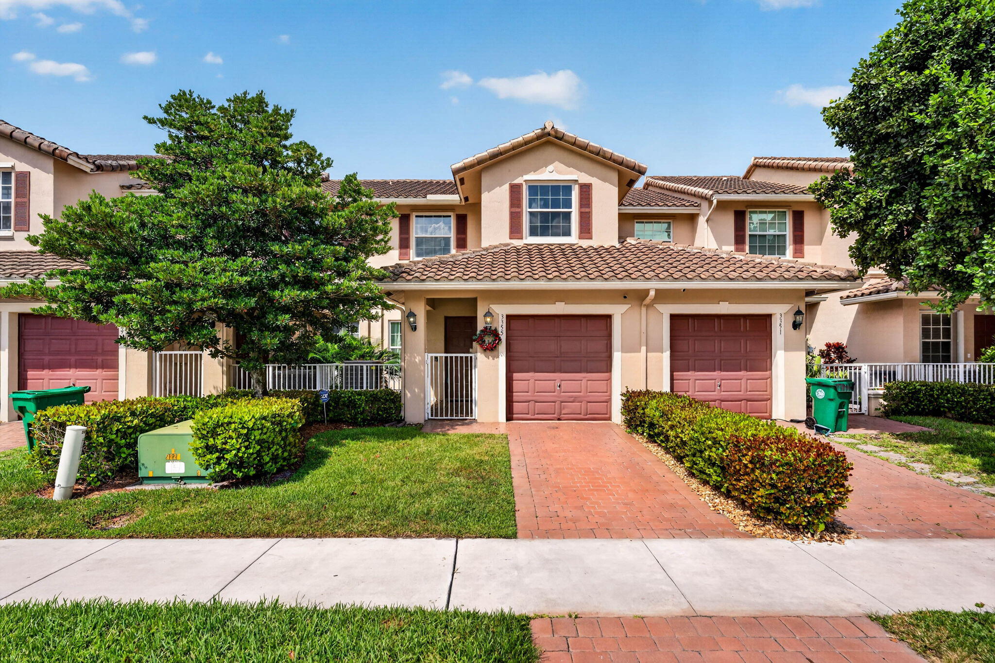 **Welcome to Villas of Rolling Hills * This spacious home offers gorgeous lake views and breathtaking sunsets. Features include tile flooring throughout main living areas, laminate flooring upstairs, high ceilings, recessed lighting, and crown molding. The kitchen offers granite countertops, stainless steel appliances, abundant cabinetry, and a pantry with pull-out drawers.  a functional layout with separate living, dining, family, and breakfast areas. Upstairs features vaulted ceilings, a laundry room with utility sink, a large storage room, a newer A/C (2020), and impact windows and doors for added security and energy efficiency. The spacious primary suite includes double-door entry, a custom walk-in closet, and an oversized bath with dual sinks, Roman tub, and separate shower.  Conveniently located near major expressways, shopping, dining, and Nova University.