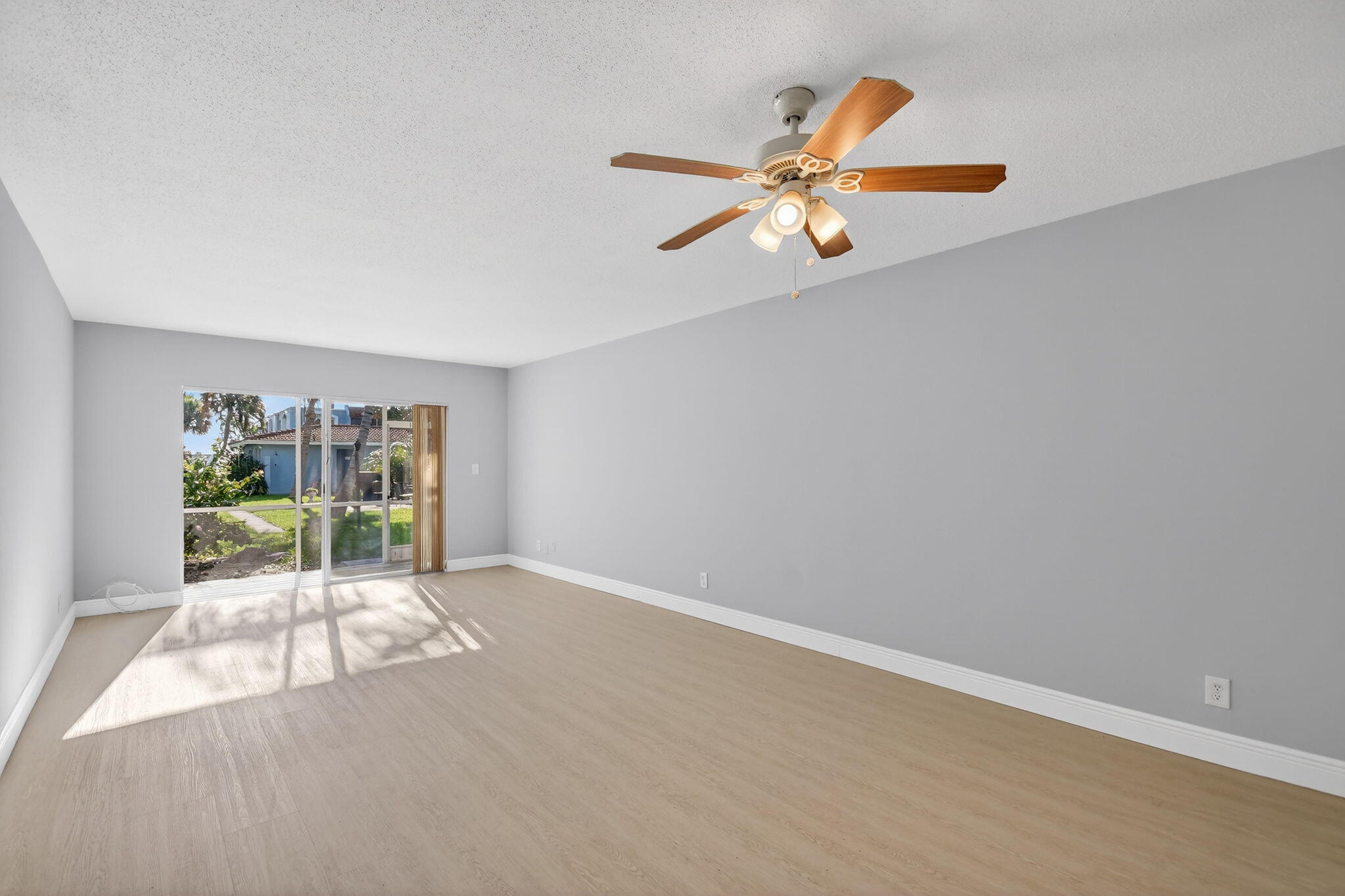 KEN-LEE GARDENS CONDO - Residential