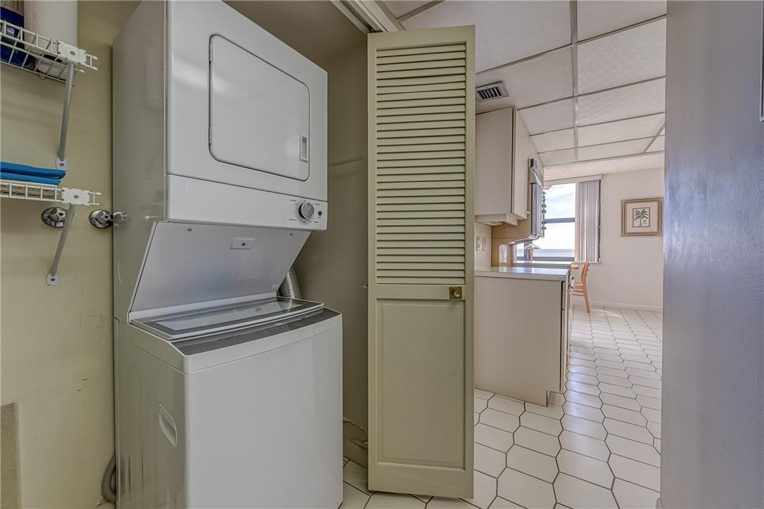 CORINTHIAN - Residential