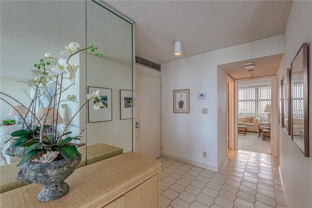 CORINTHIAN - Residential