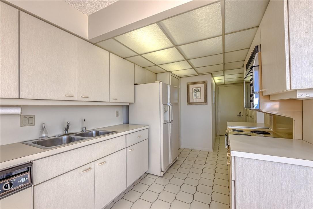 CORINTHIAN - Residential