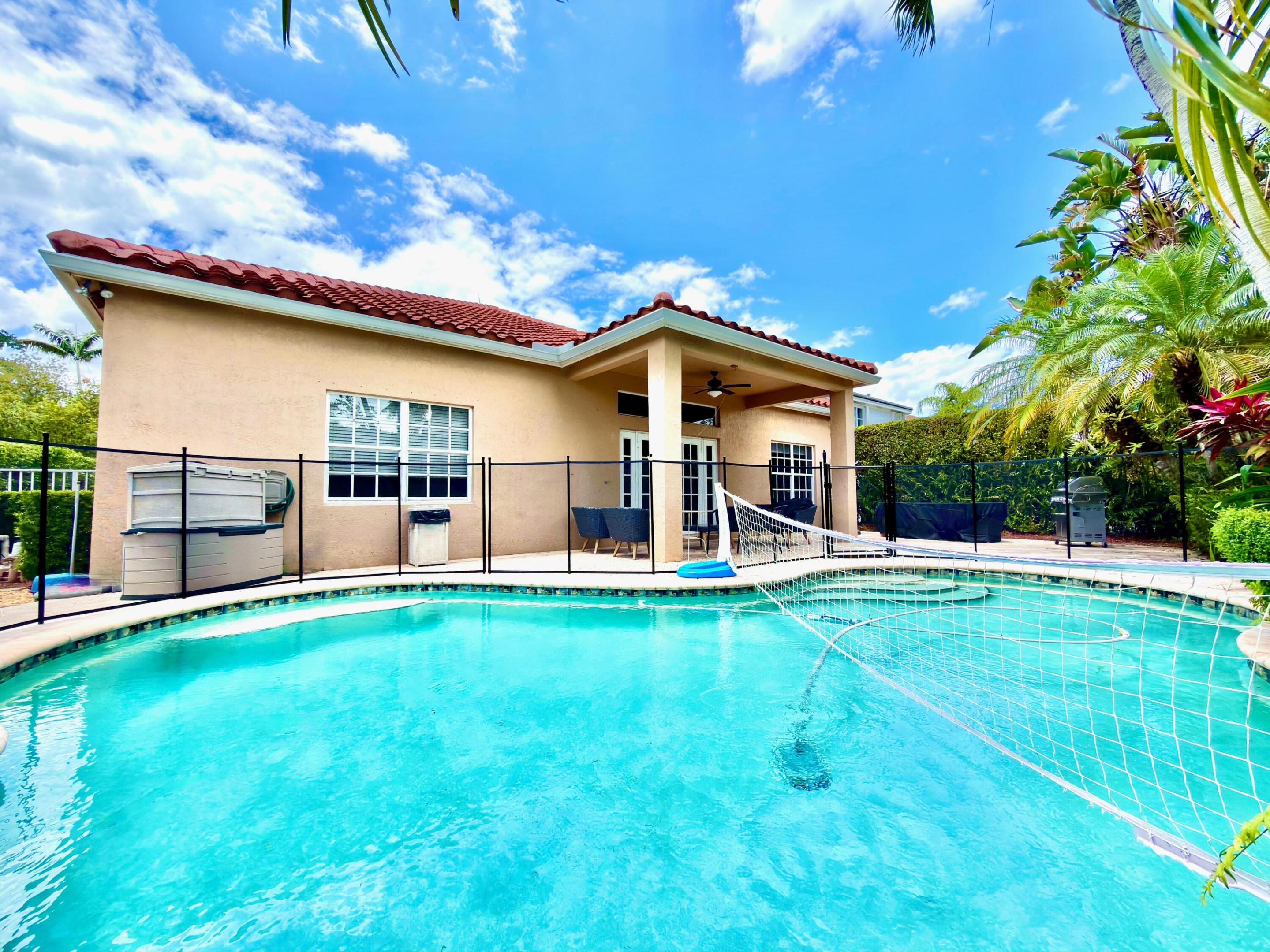 SECTOR 2-PARCELS 1 2 3 4 5 6 7 - Residential