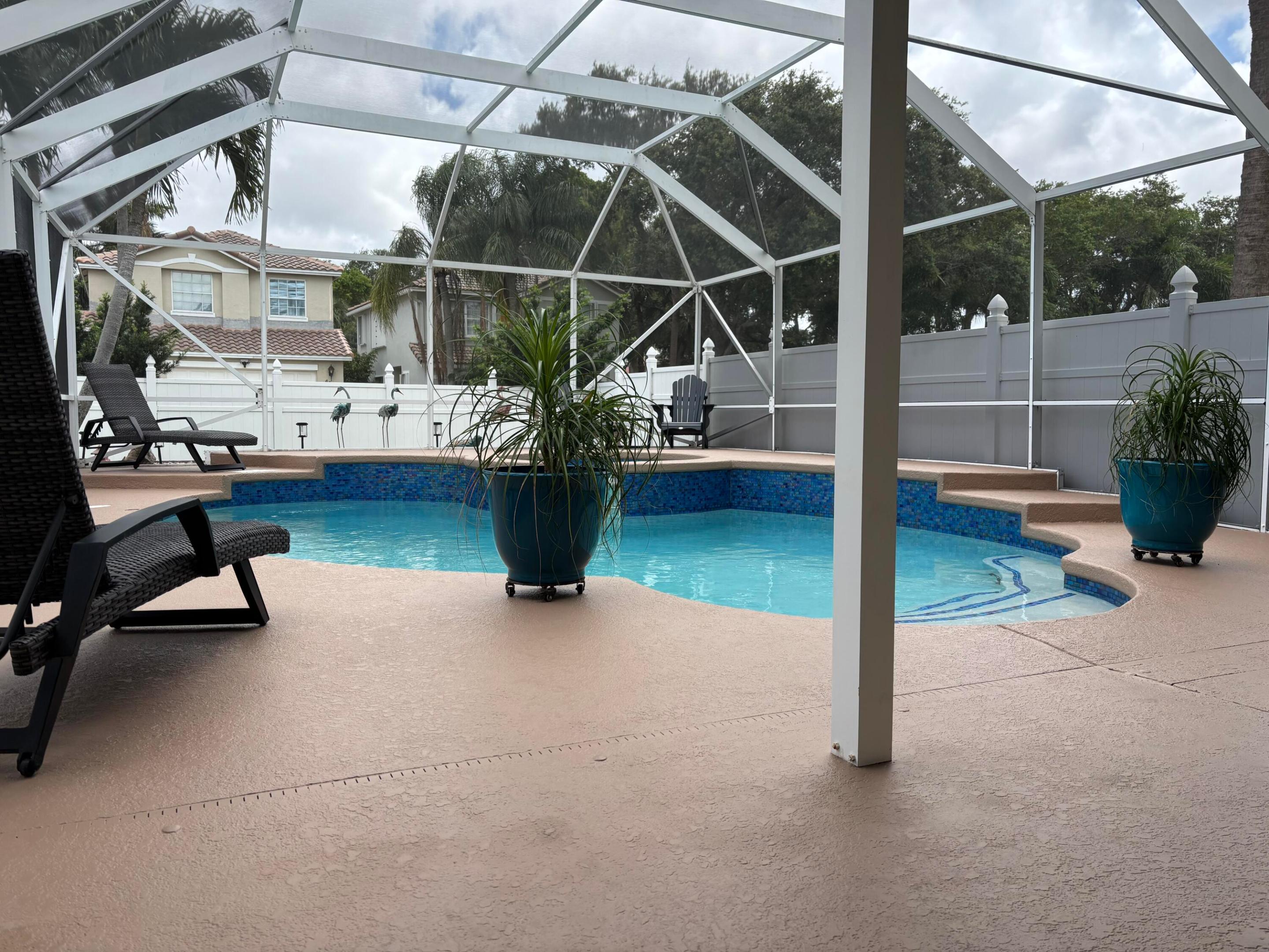 CHARLESTON SHORES - Residential