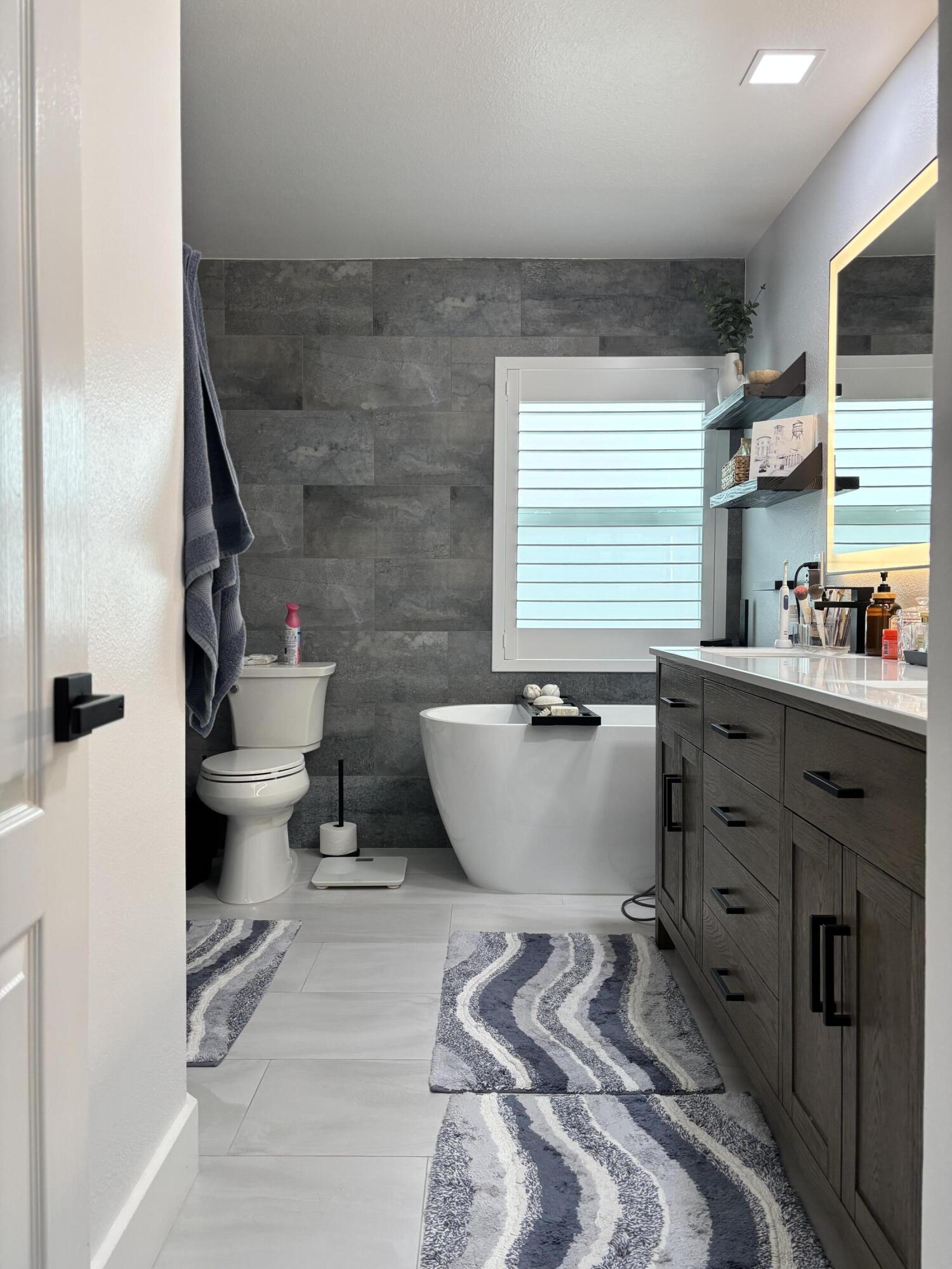 CHARLESTON SHORES - Residential