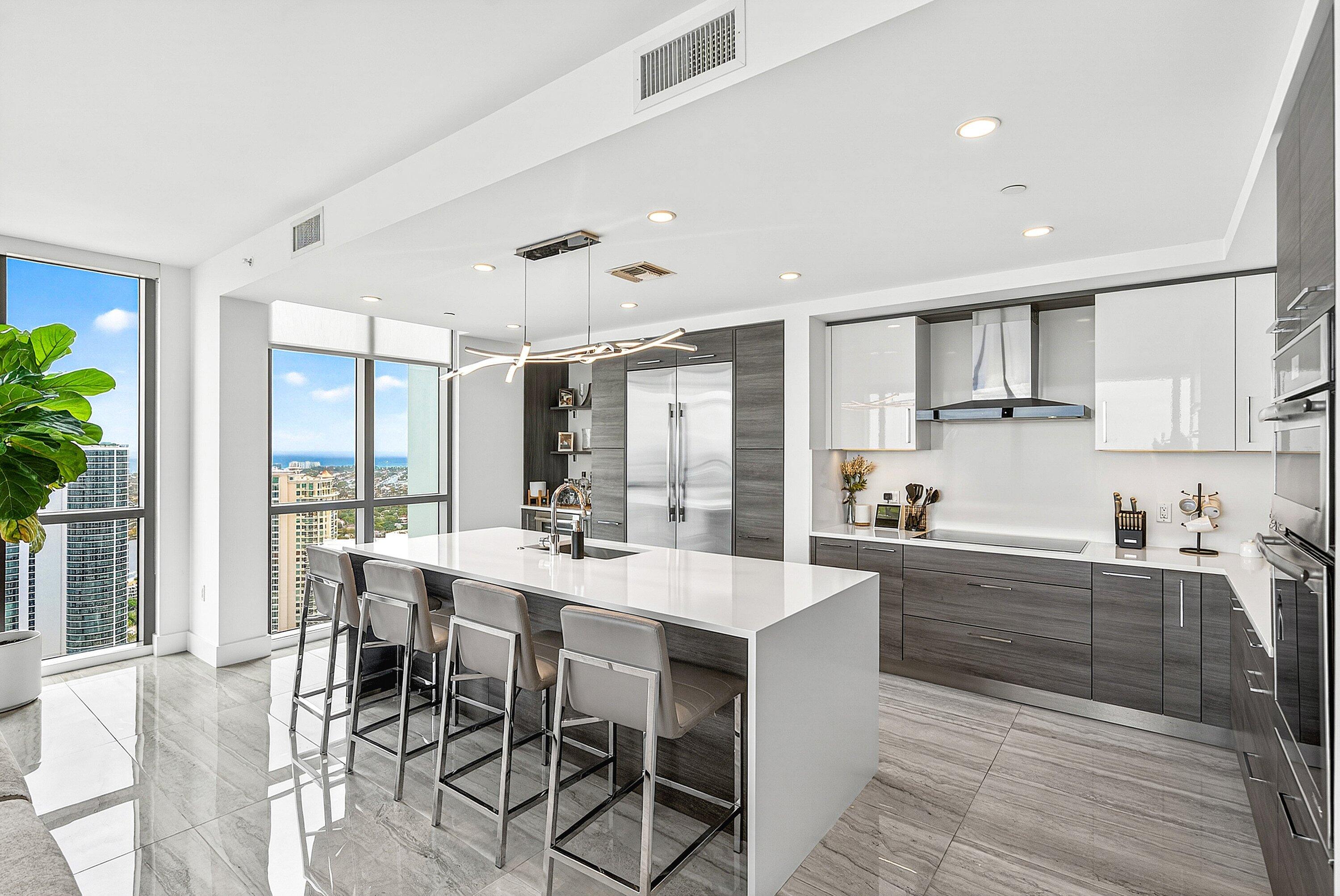 100 LAS OLAS CONDO - Residential