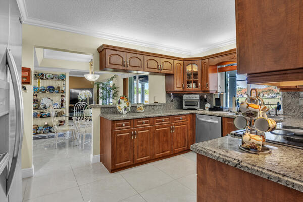 WAVERLY HUNDRED - Residential