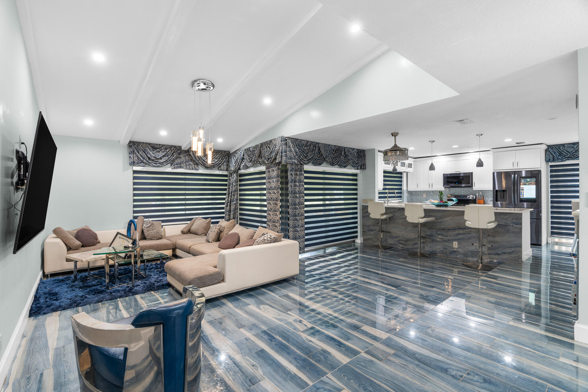CAMEO WOODS CONDO - Residential Lease