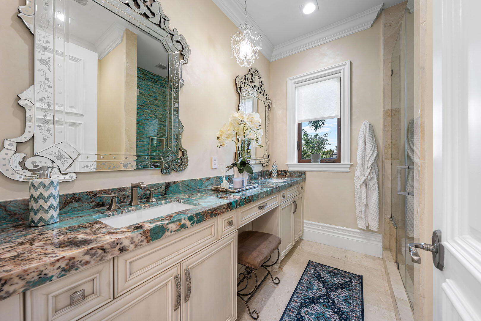 ROYAL PALM YACHT & COUNTRY CLUB - Residential