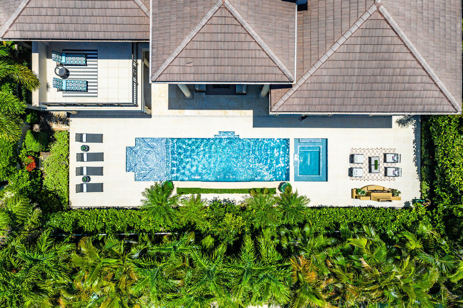 ROYAL PALM YACHT & COUNTRY CLUB - Residential