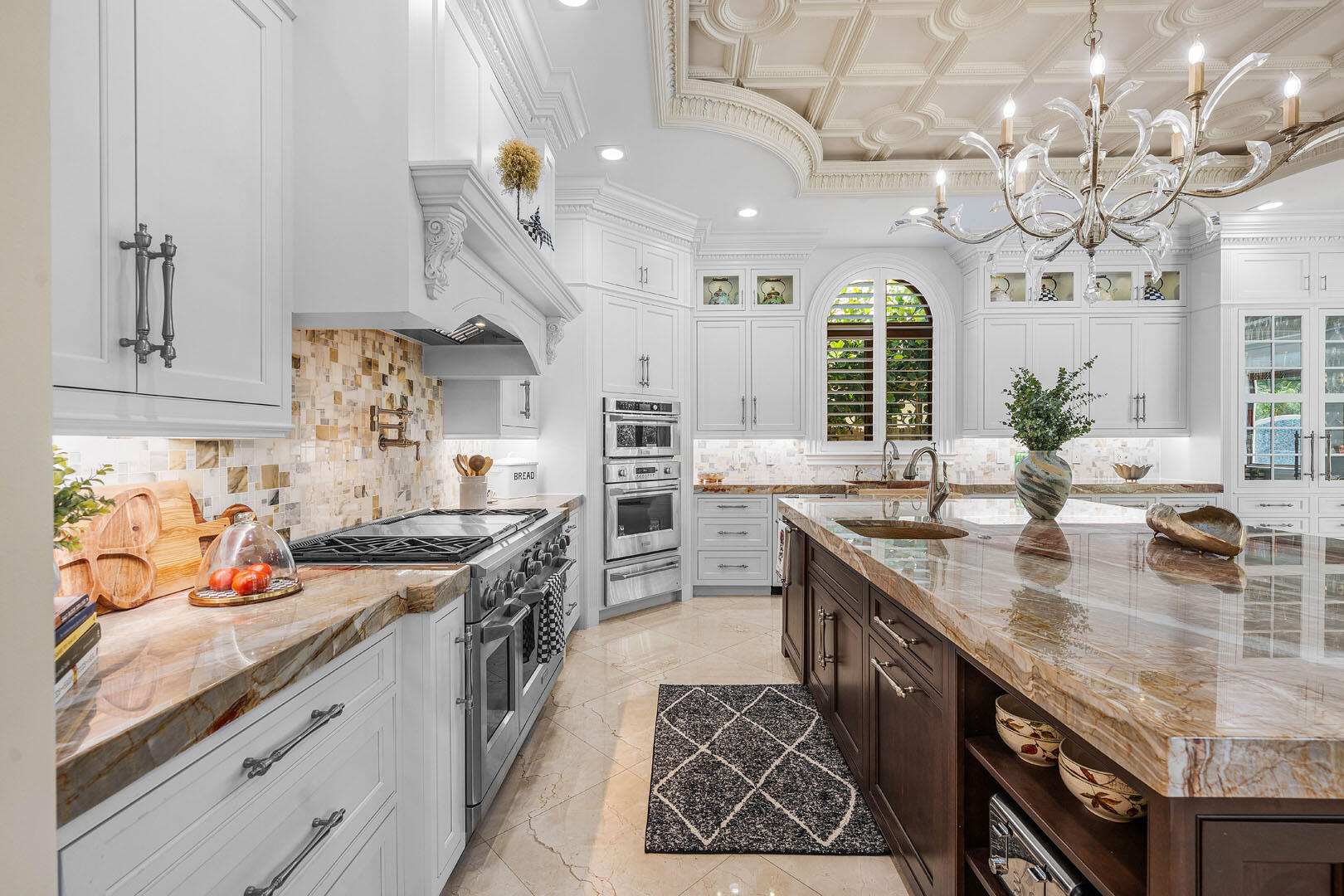 ROYAL PALM YACHT & COUNTRY CLUB - Residential