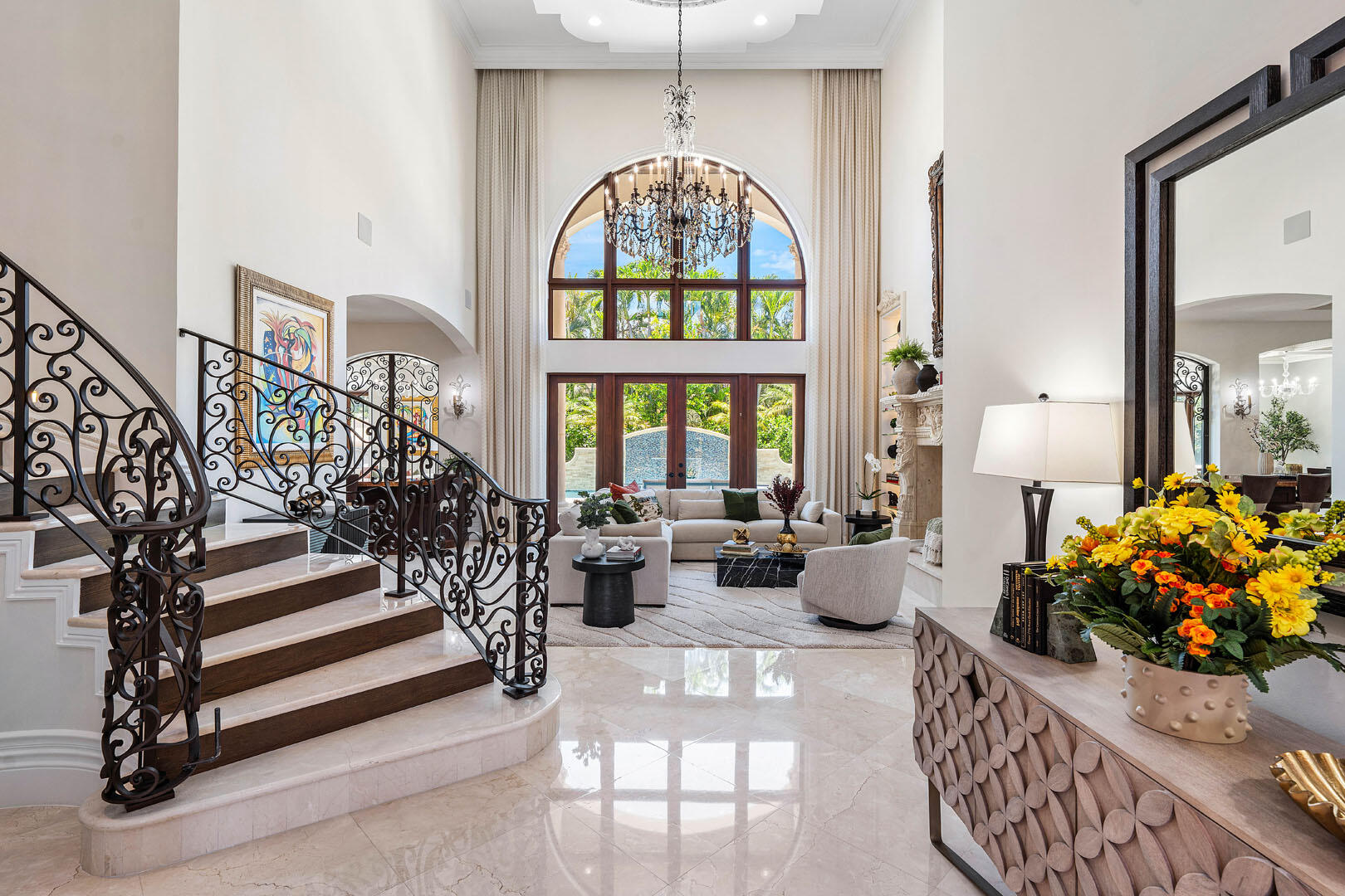 ROYAL PALM YACHT & COUNTRY CLUB - Residential