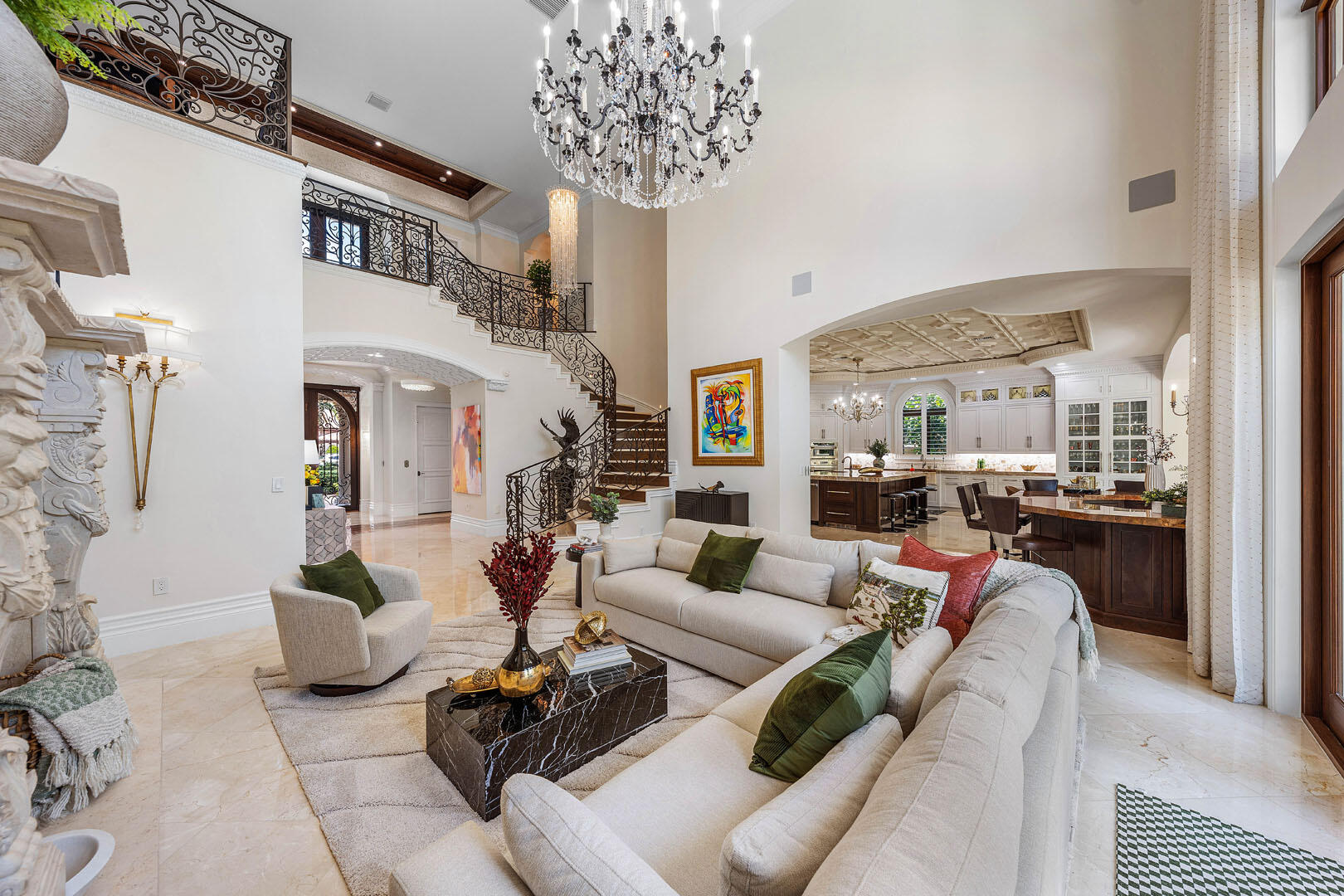 ROYAL PALM YACHT & COUNTRY CLUB - Residential