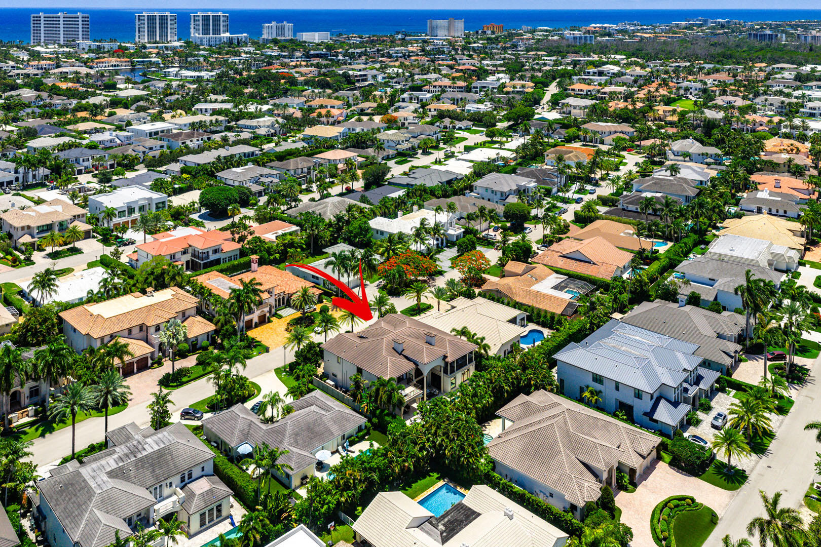 ROYAL PALM YACHT & COUNTRY CLUB - Residential