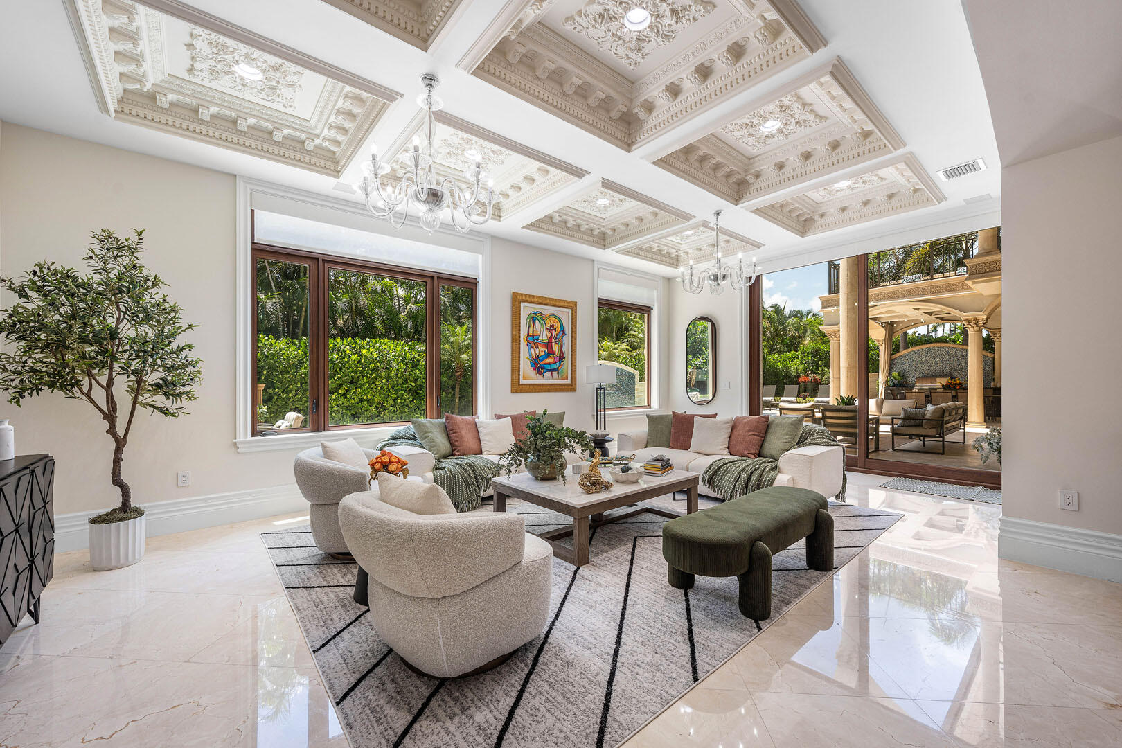 ROYAL PALM YACHT & COUNTRY CLUB - Residential