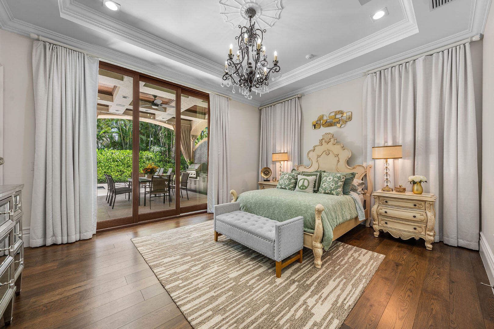 ROYAL PALM YACHT & COUNTRY CLUB - Residential
